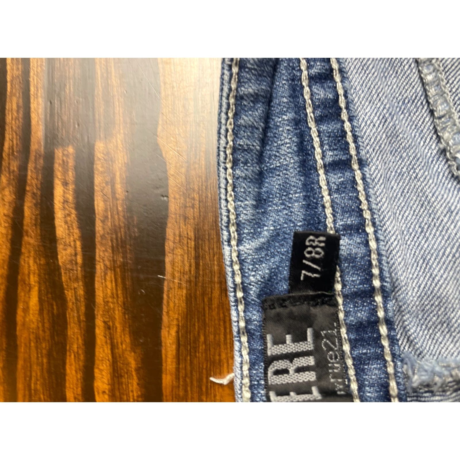 Vintage VINTAGE? No. Premiere Rue21 Jeans Women's 7/8 Blue Sequel Skinny Denim Contrast Stitch Jeans Womens 7/8 Blue Sequel Skinny Denim Contrast Stitch Size 30" / US 8 / IT 44 - 5 Thumbnail