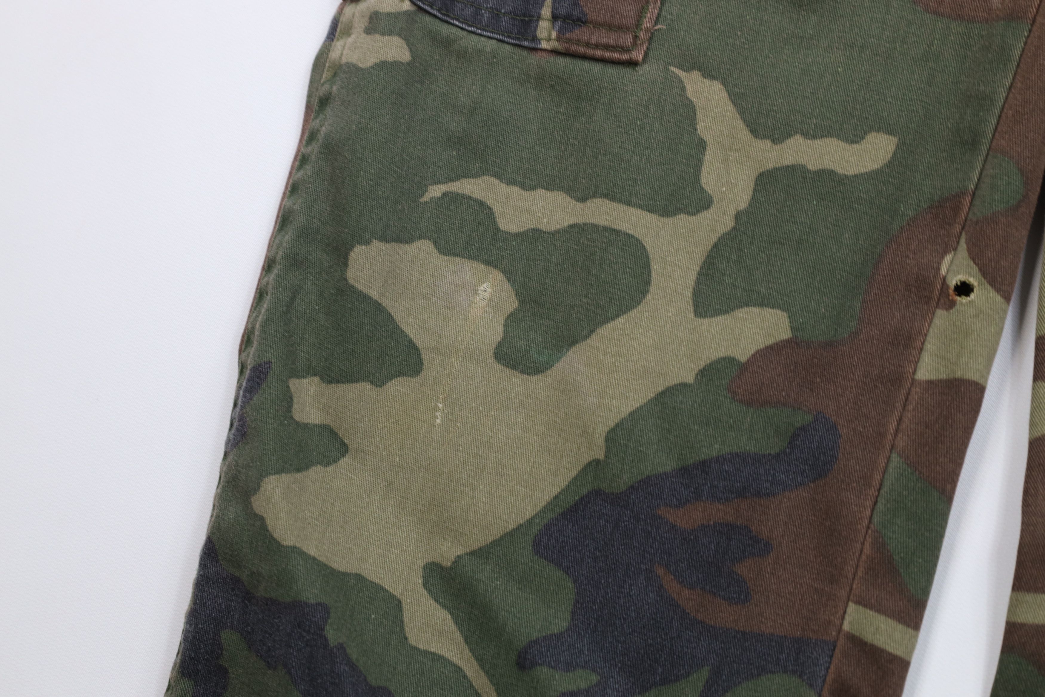 Vintage Vintage 70s Streetwear Camouflage Utility Cargo Pants USA Size US 29 - 8 Thumbnail
