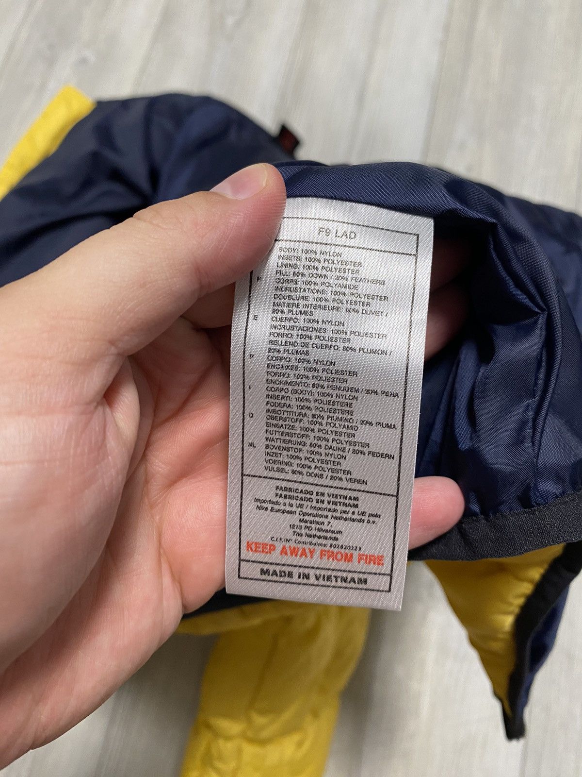 Nike 💛 NIKE VINTAGE BIG SWOOSH DOWN JACKET PUFFER 90s Size US S / EU 44-46 / 1 - 9 Thumbnail