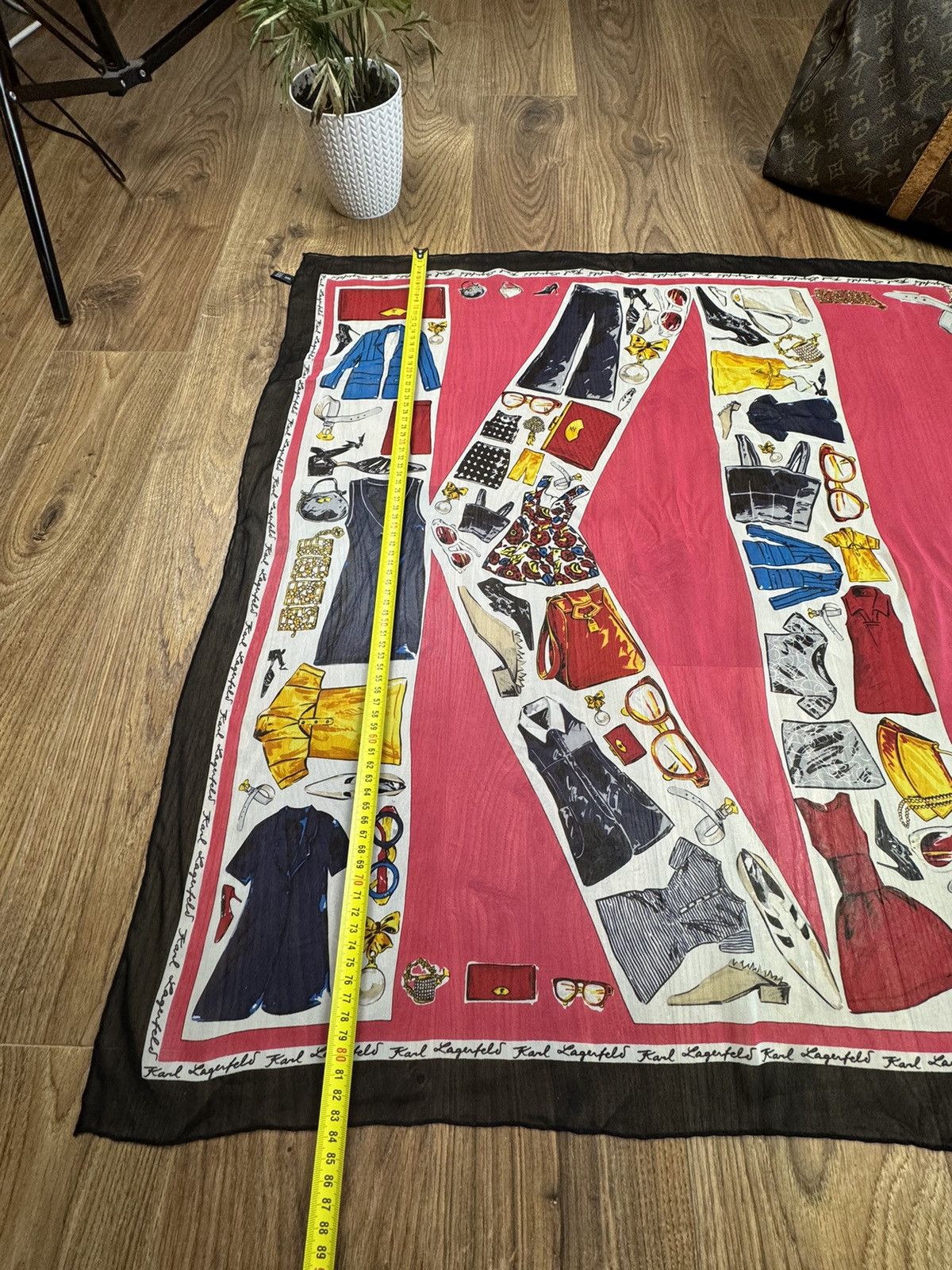 Karl Lagerfeld Karl Lagerfeld silk handscarf original luxury item Size ONE SIZE - 4 Thumbnail