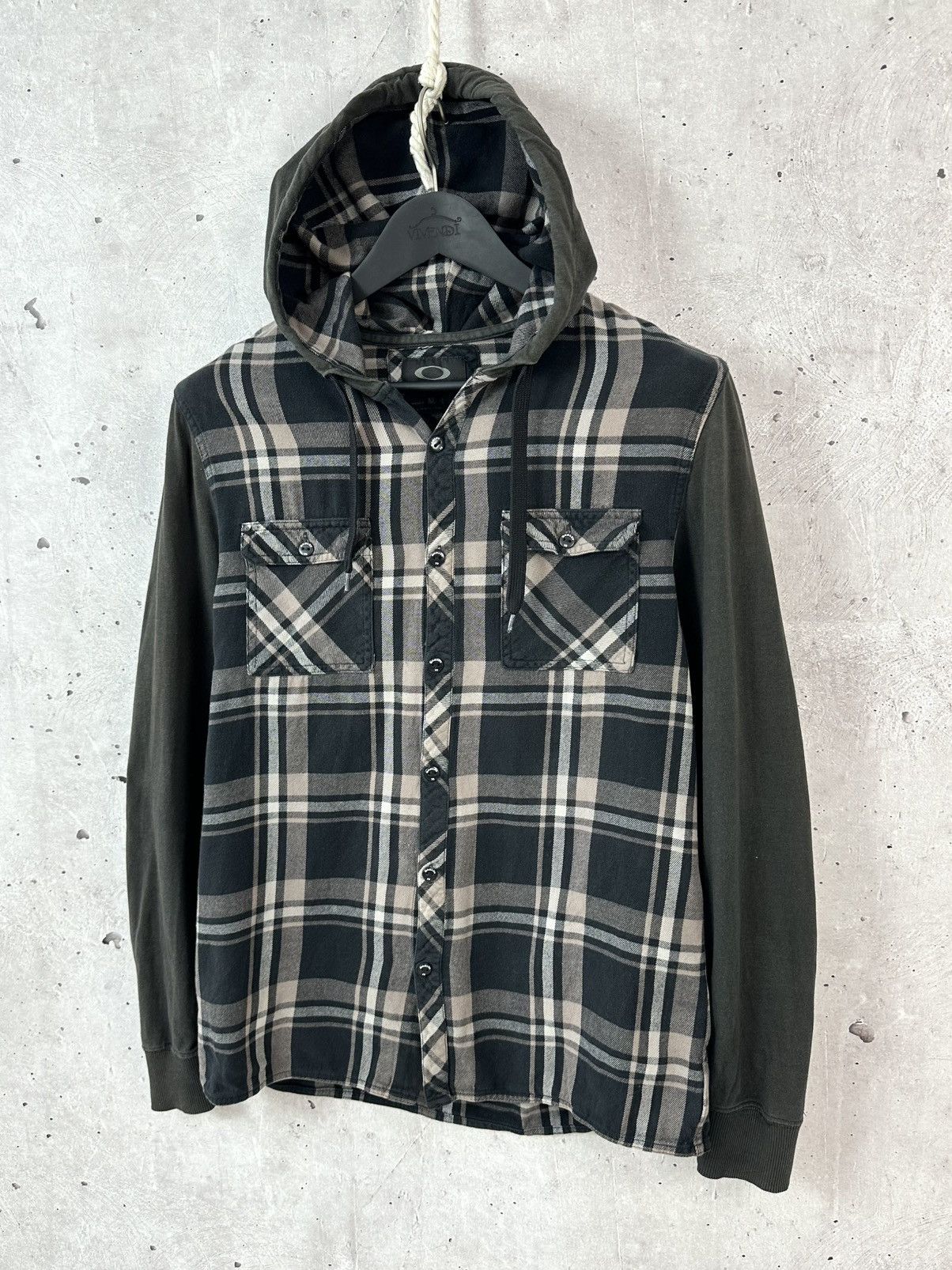 Oakley Vintage Oakley Check Long Sleeve Hooded Flannel Shirt Size US M / EU 48-50 / 2 - 1 Thumbnail