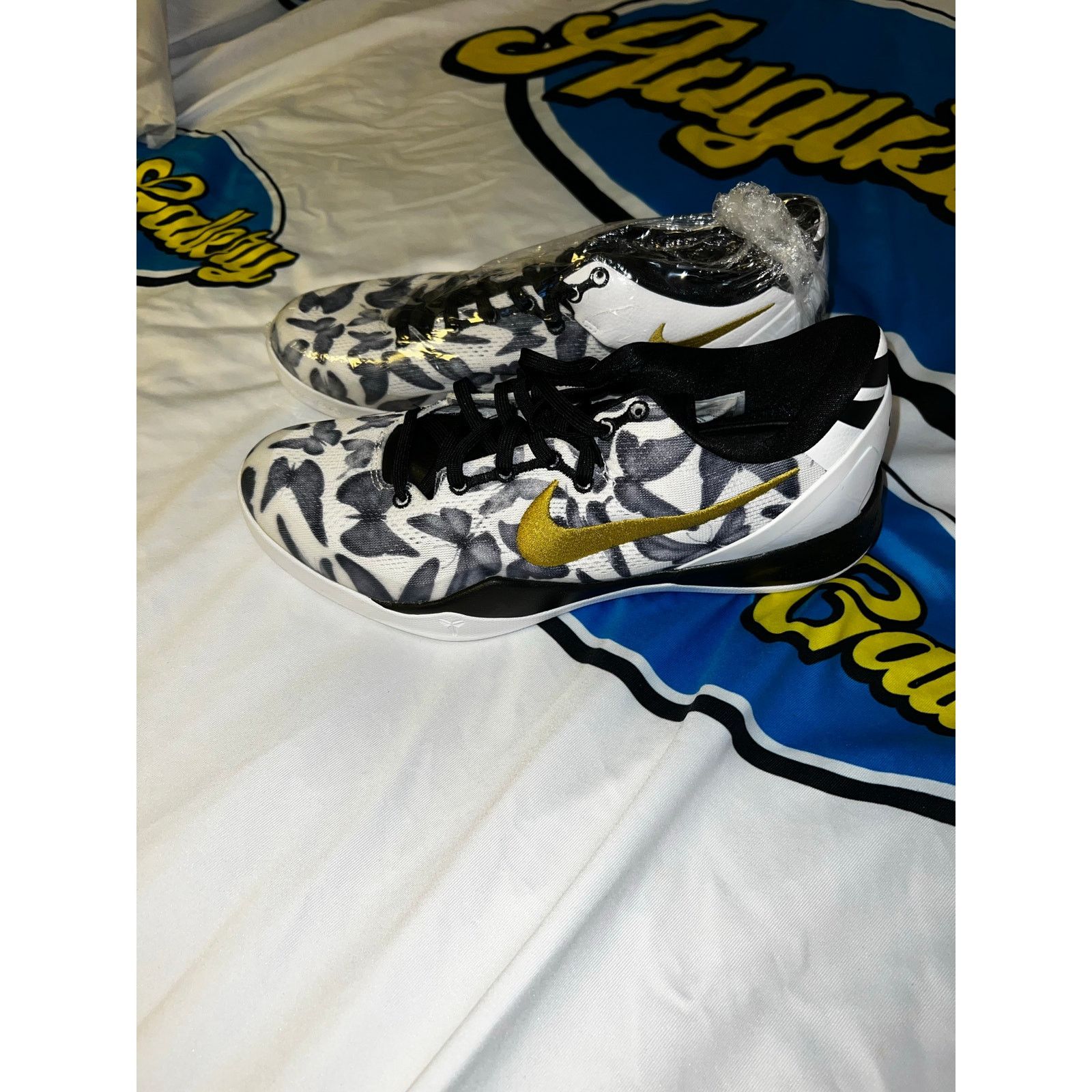 Nike Nike Kobe 8 Protro Mambacita Size US 10.5 / EU 43-44 - 1 Thumbnail