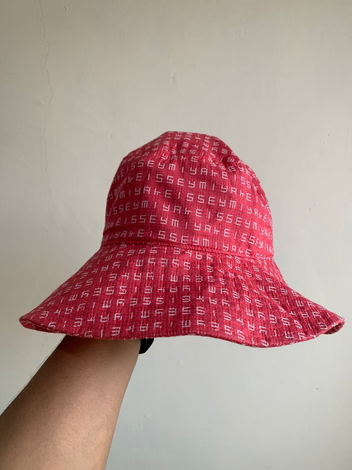 Issey Miyake Issey miyake crossword hat Size ONE SIZE - 1 Thumbnail