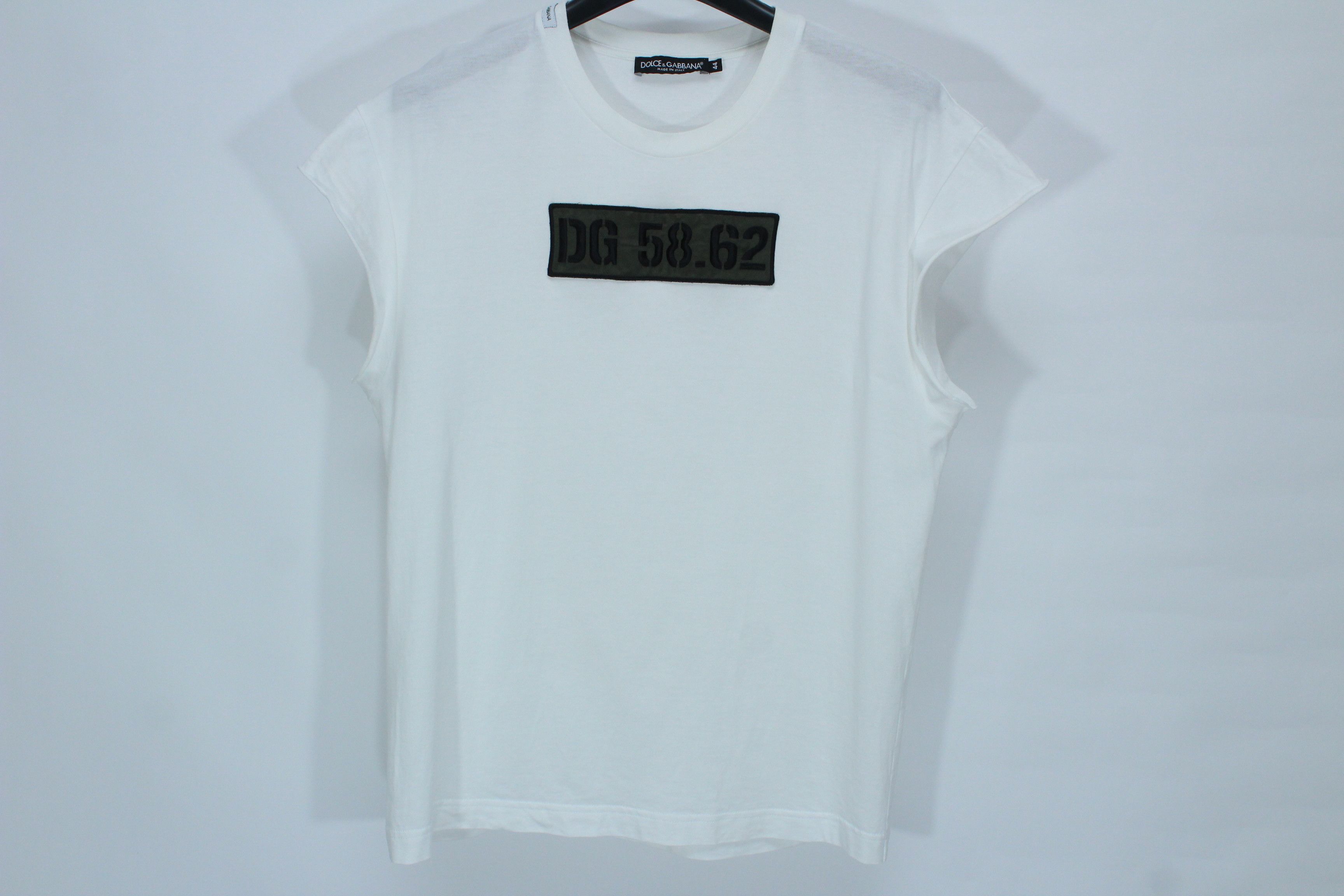 Dolce & Gabbana Dolce & Gabbana White DG 58.62 Patch T-Shirt Size US S / EU 44-46 / 1 - 3 Thumbnail