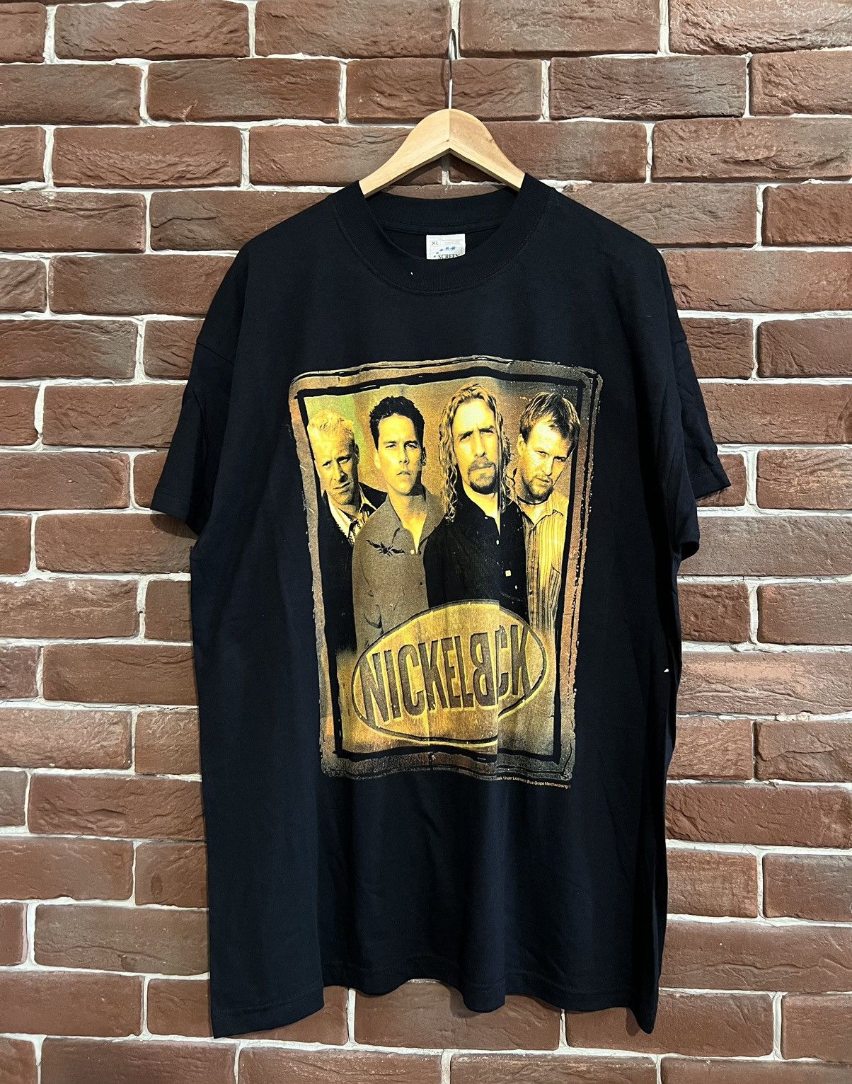 Band Tees Vintage 00s Nickelback Silver Side Tour Tee Rare Travis Y2K Size US XL / EU 56 / 4 - 1 Thumbnail