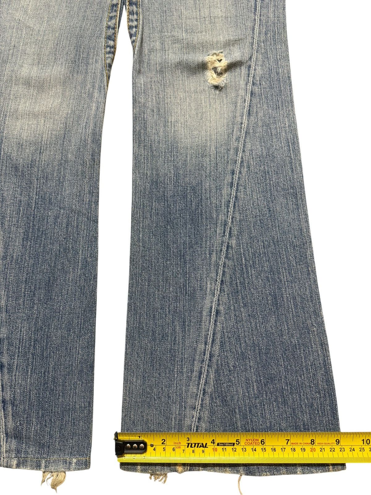 True Religion Vintage 90s True Religion Light Blue Faded Spiral Leg Flared Size US 29 - 12 Thumbnail