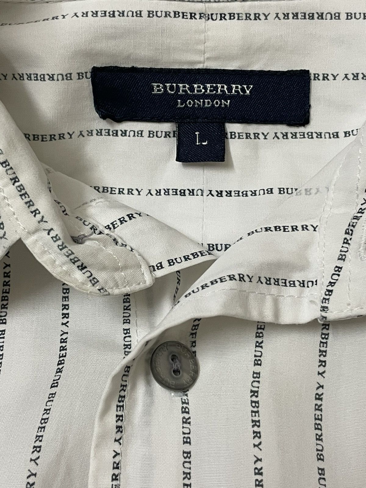 Burberry RARE VINTAGE BURBERRY PINSTRIPE LS BUTTON UP SHIRT Size US L / EU 52-54 / 3 - 7 Thumbnail