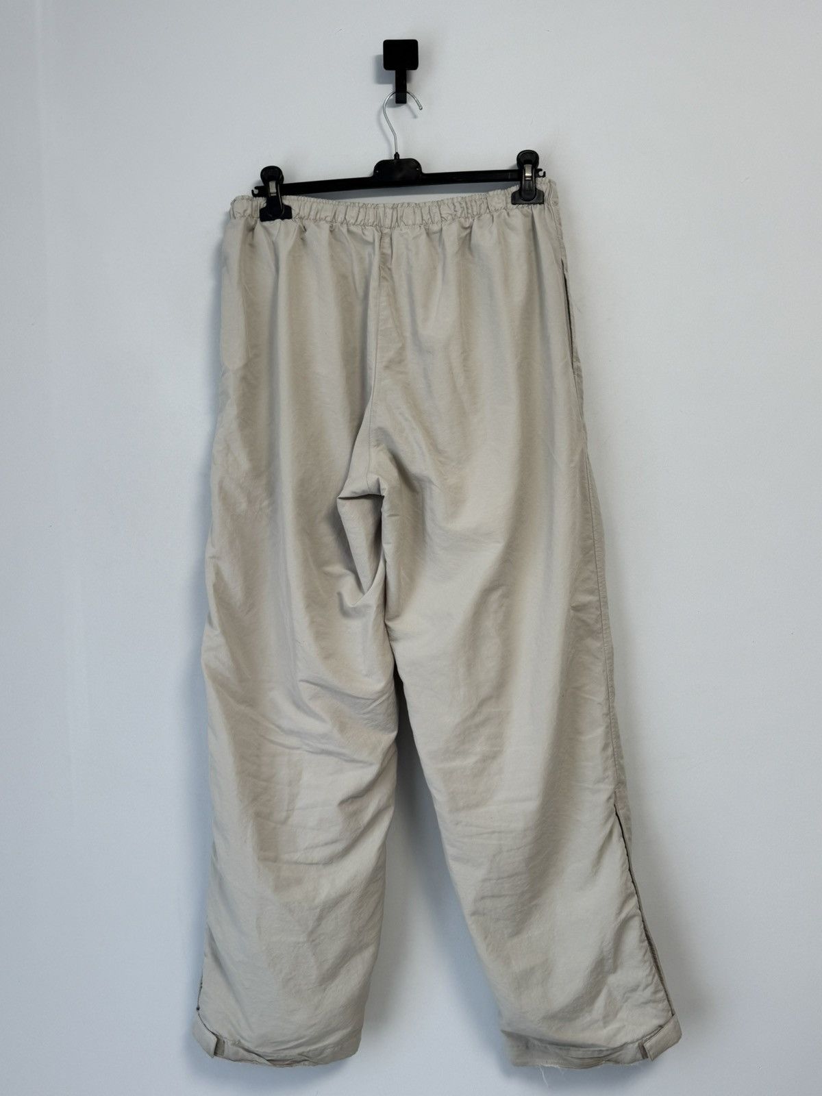 Nike Nike Vintage Nylon Pants Beige Swoosh Y2K Style Size US 34 / EU 50 - 11 Thumbnail