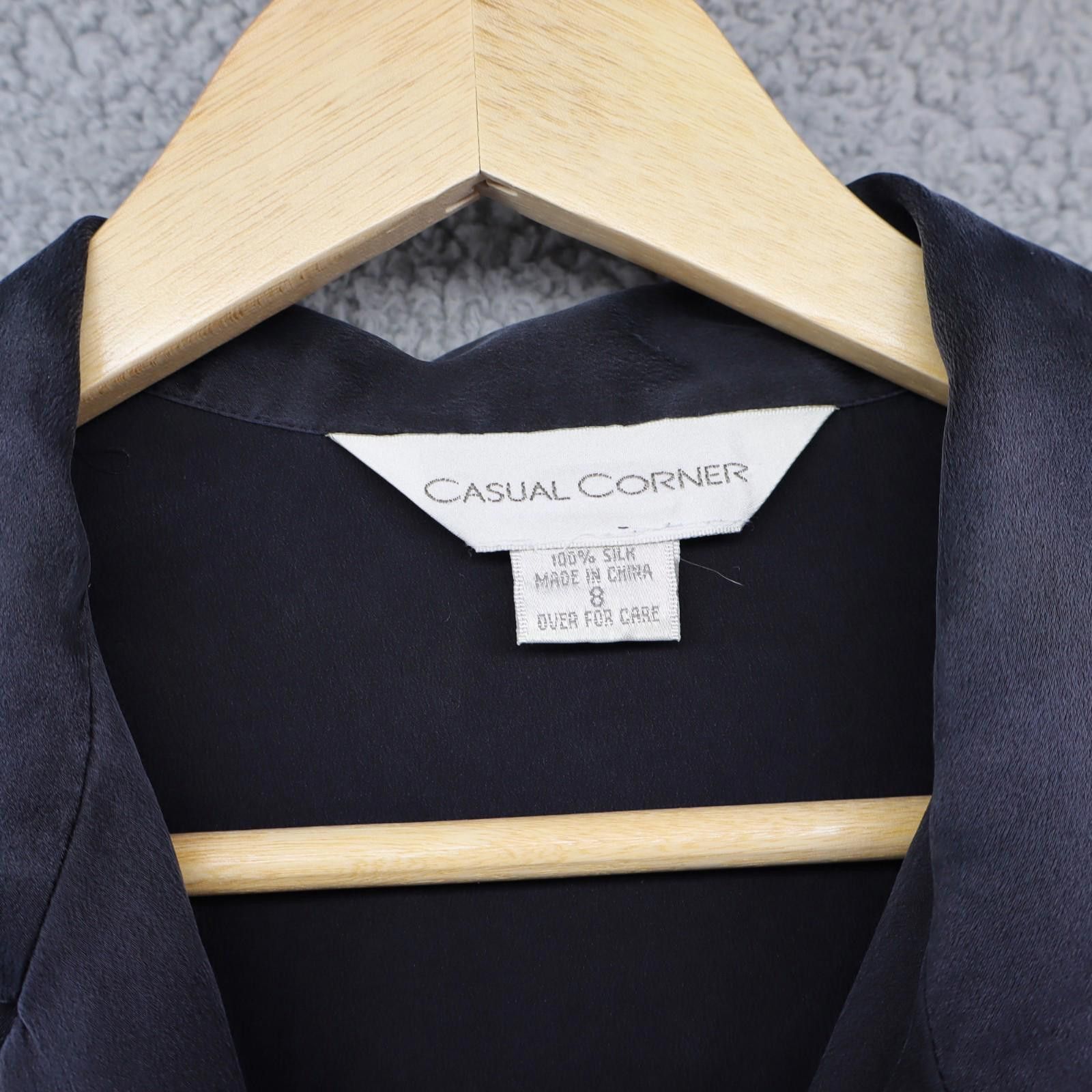 Other Casual Corner Silk Button Shirt Womens Size 8 Black Size M / US 6-8 / IT 42-44 - 2 Thumbnail