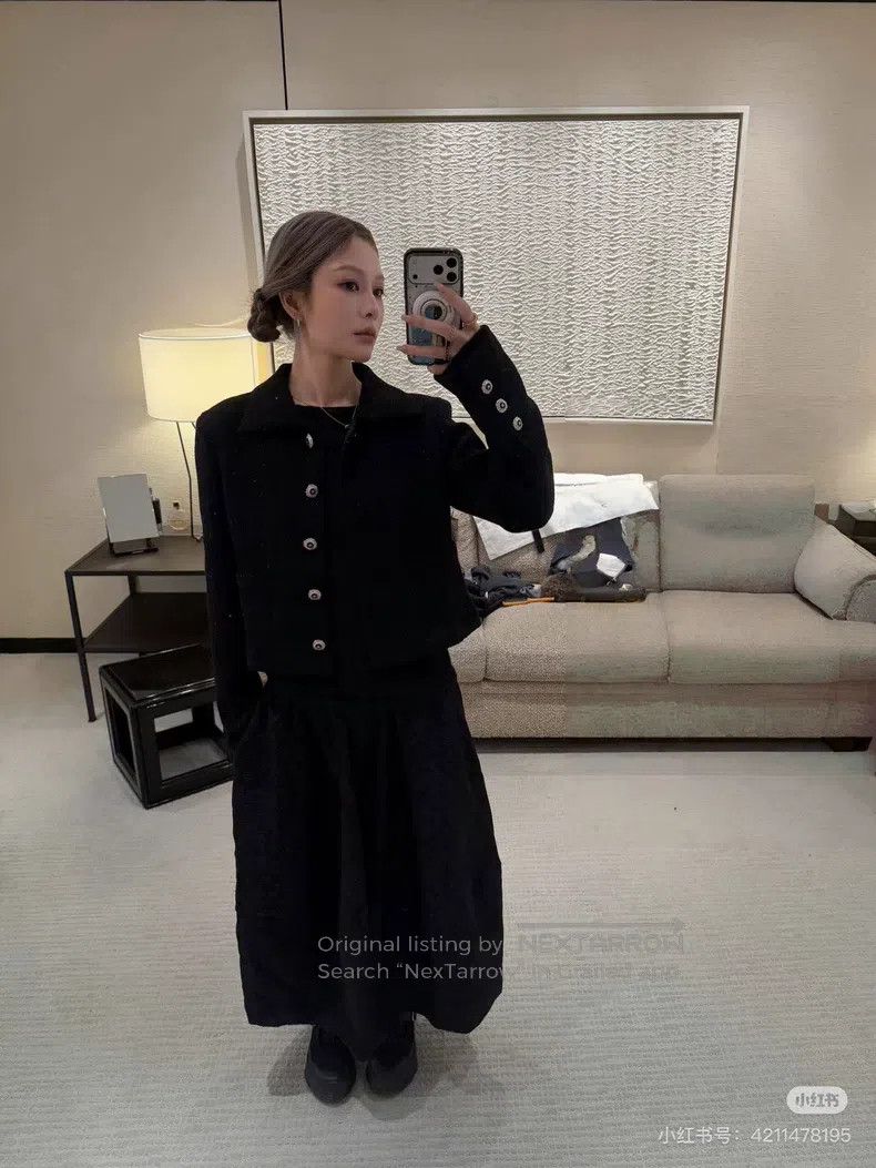 Chanel Chanel 25K black sequin lapel jacket Size XS / US 0-2 / IT 36-38 - 8 Thumbnail