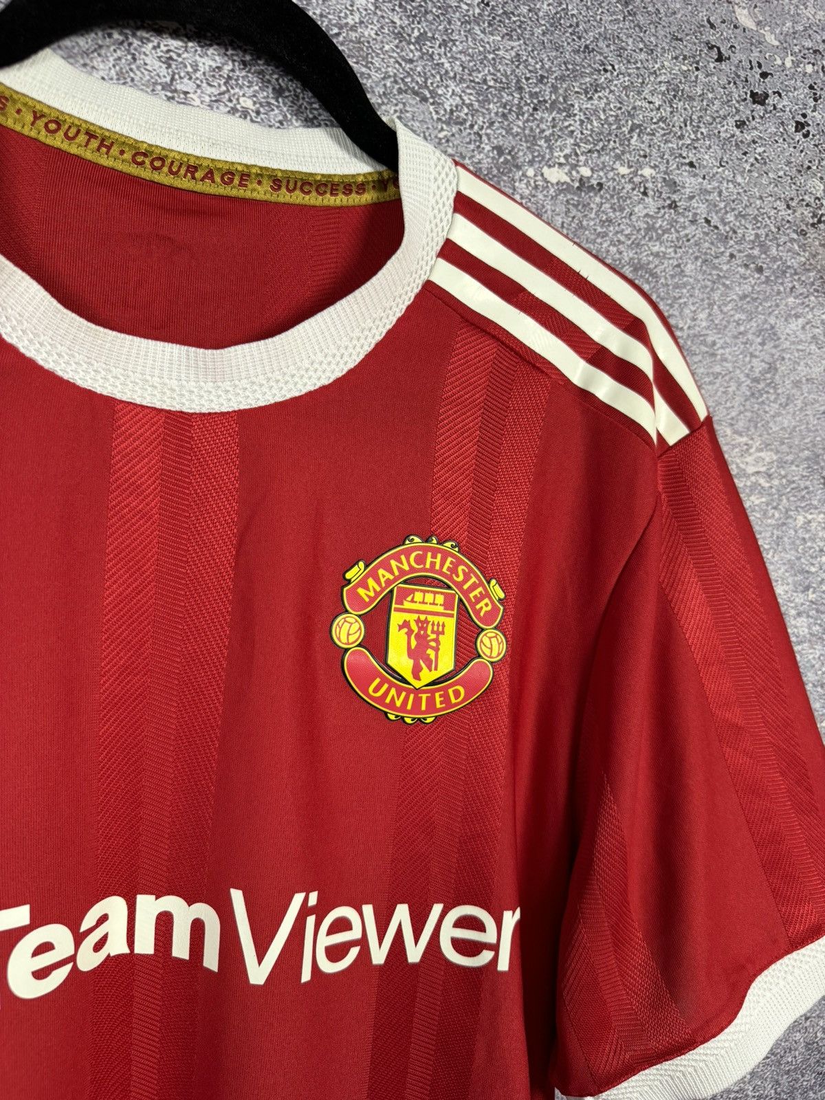 Adidas × Vintage R.VARANE Vintage Manchester United 2021/22 Adidas Jersey XL Size US XL / EU 56 / 4 - 10 Thumbnail