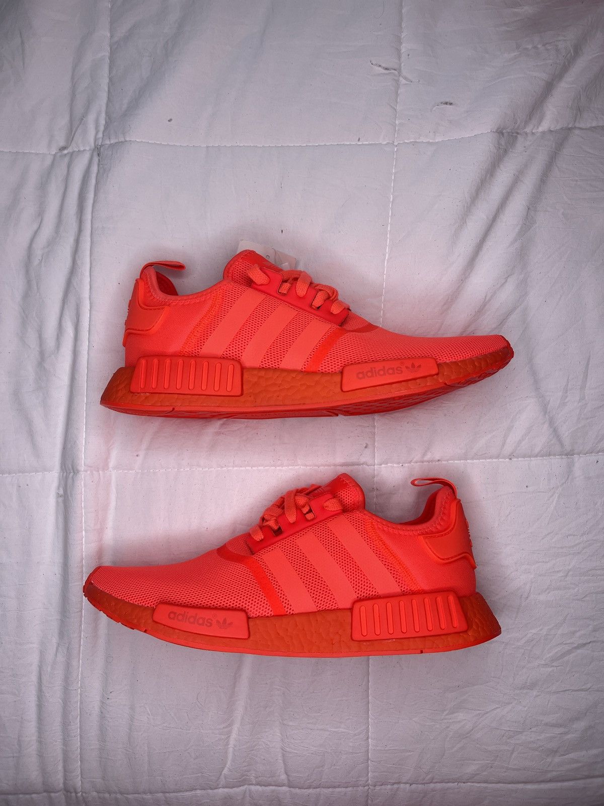 Adidas Adidas NMD_R1 SOLAR RED Sneakers BRAND NEW Damaged Box 11.5 Size US 11.5 / EU 44-45 - 6 Thumbnail