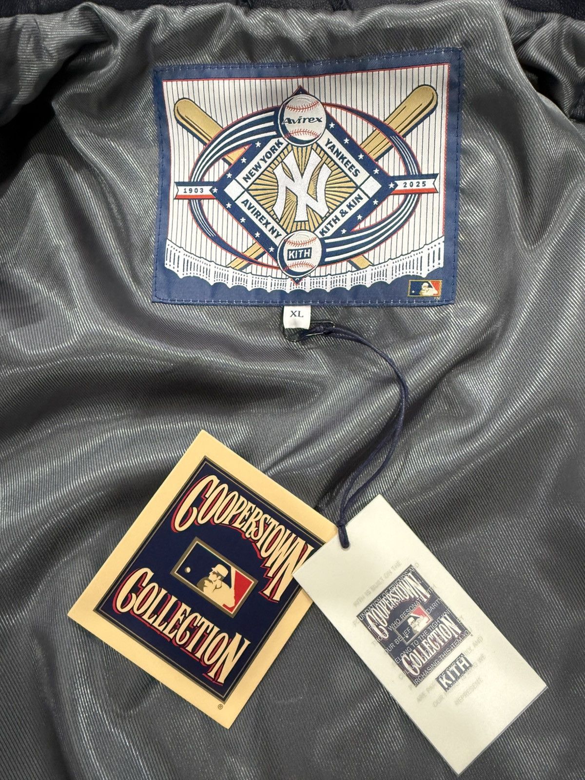 Avirex × Kith Kith & AVIREX Yankees Jacket Size (XL) Size US XL / EU 56 / 4 - 9 Thumbnail