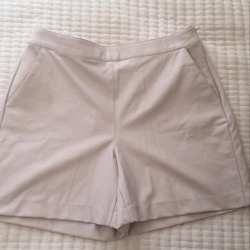 Designer Halogen Lavender Shorts Size 1 Size 30" / US 8 / IT 44 - 1 Thumbnail