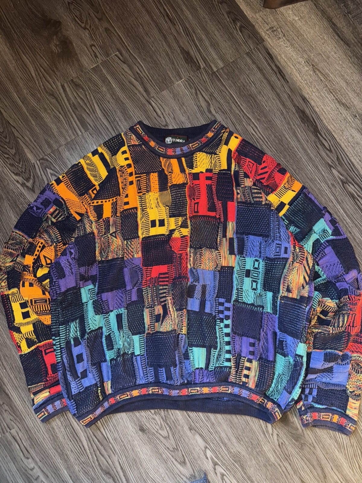 Tundra Canada Vintage Tundra Coogi sweater Size US L / EU 52-54 / 3 - 2 Thumbnail