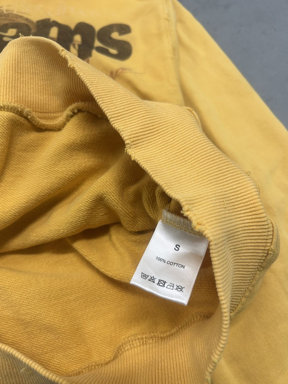 Vale Vale Forever Valley Dreams Gold Rush Anime Zip Up Hoodie New Size US XL / EU 56 / 4 - 4 Thumbnail