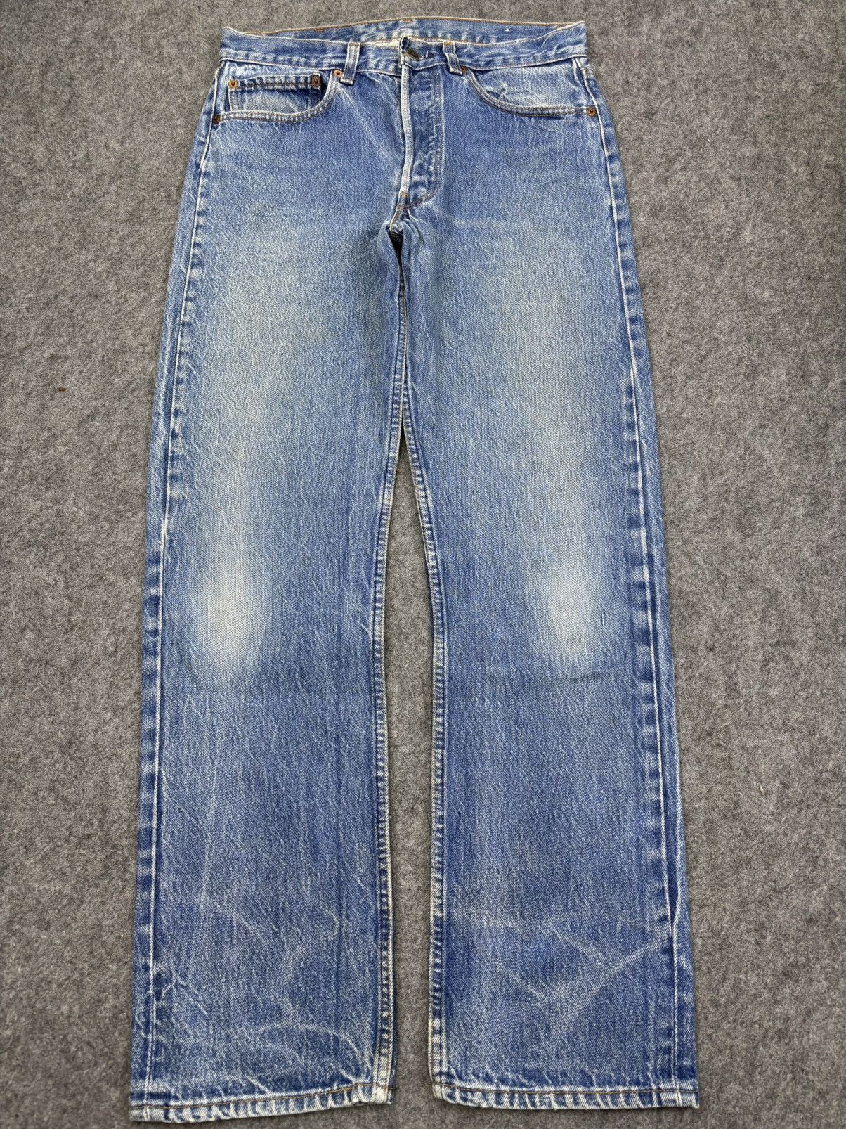 Levi's Vintage 80s Levis 501 Original Cut Medium Wash Denim F798 Size US 31 - 15 Thumbnail