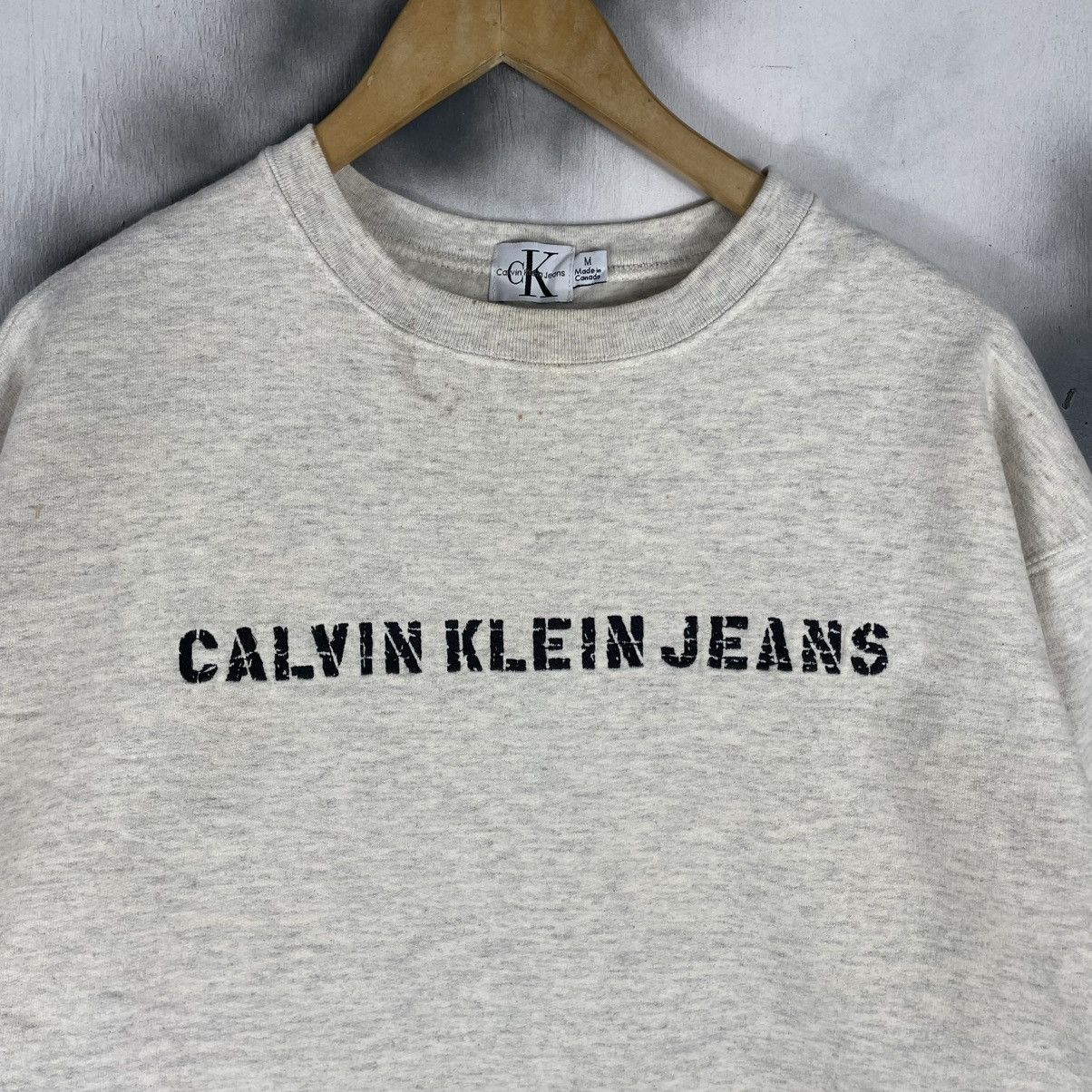 Calvin Klein Vintage Calvin Klein Jeans Embroided Sweatshirt Size US M / EU 48-50 / 2 - 2 Thumbnail