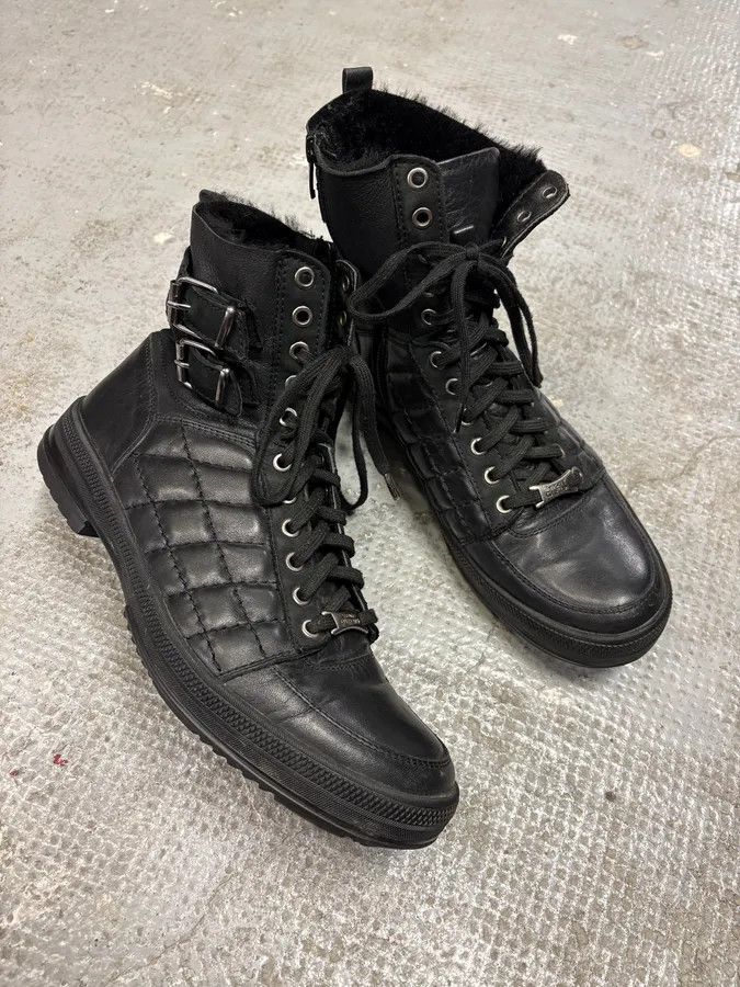 Versace × Vintage 2000s Versace Black Leather Quilted High Sneakers Size US 7 / EU 40 - 5 Thumbnail