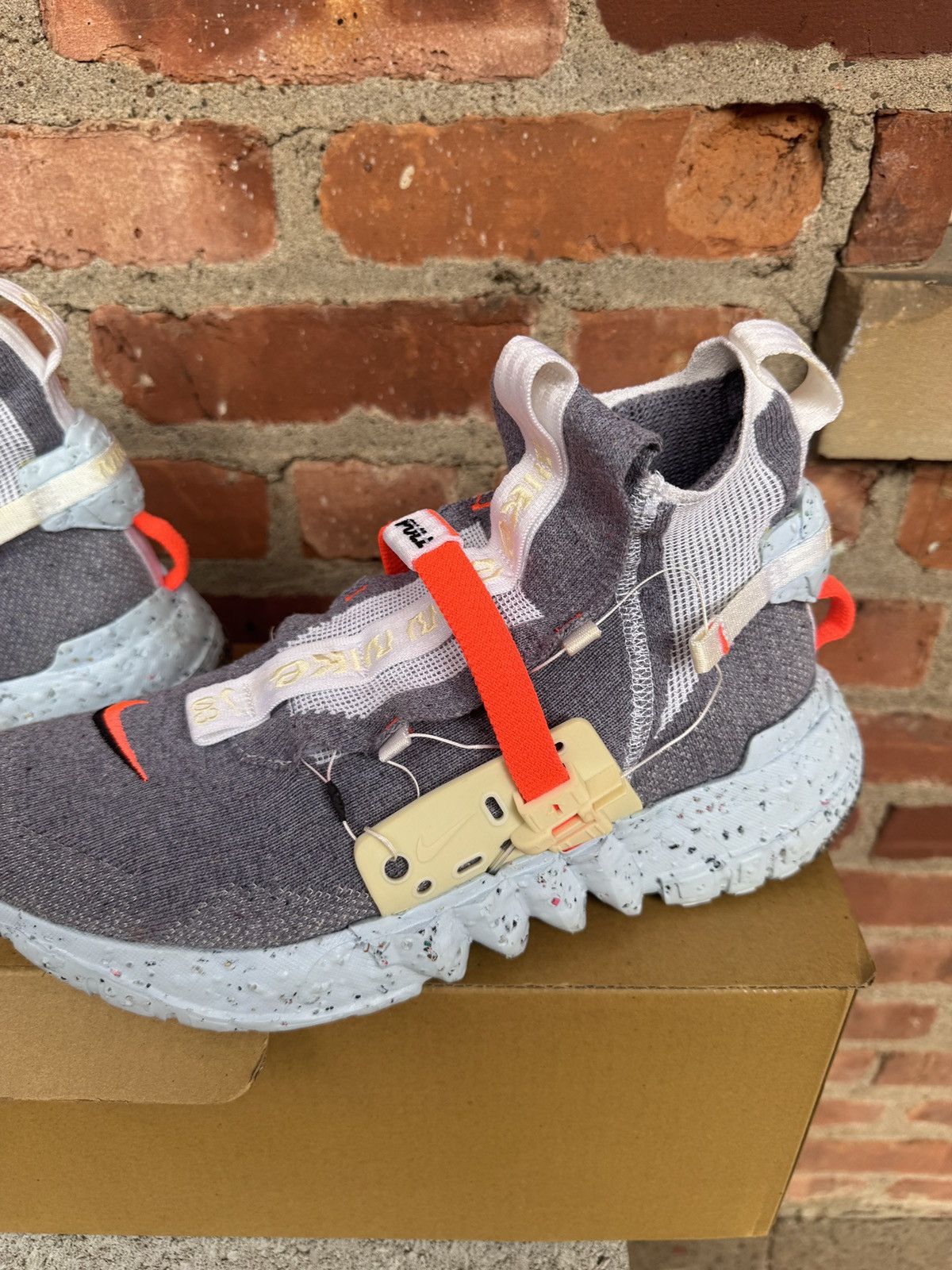 Nike Nike space hippie 03 Size US 10.5 / EU 43-44 - 10 Thumbnail