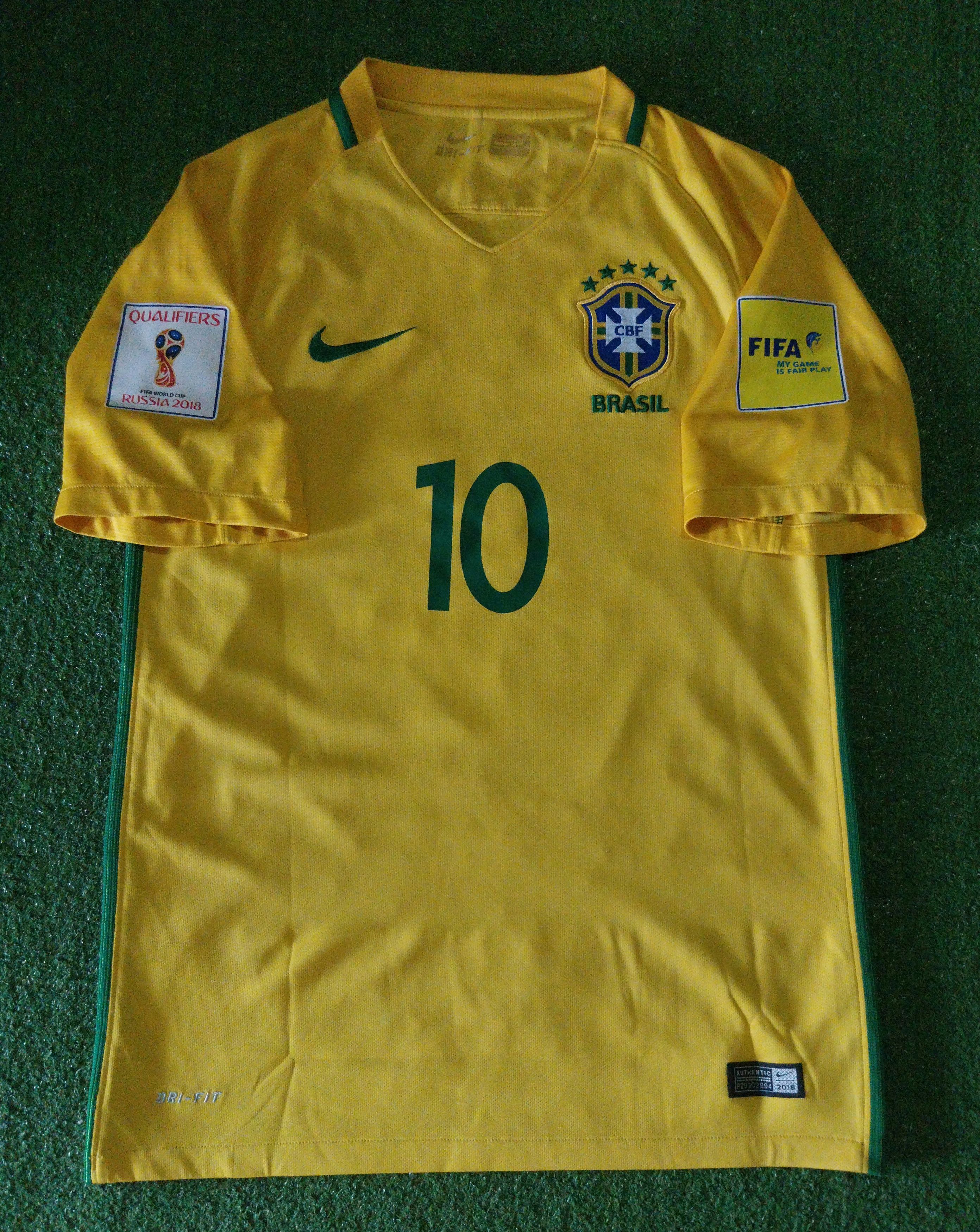 Nike Brazil home 2016 neymar jr jersey football Size US S / EU 44-46 / 1 - 1 Thumbnail