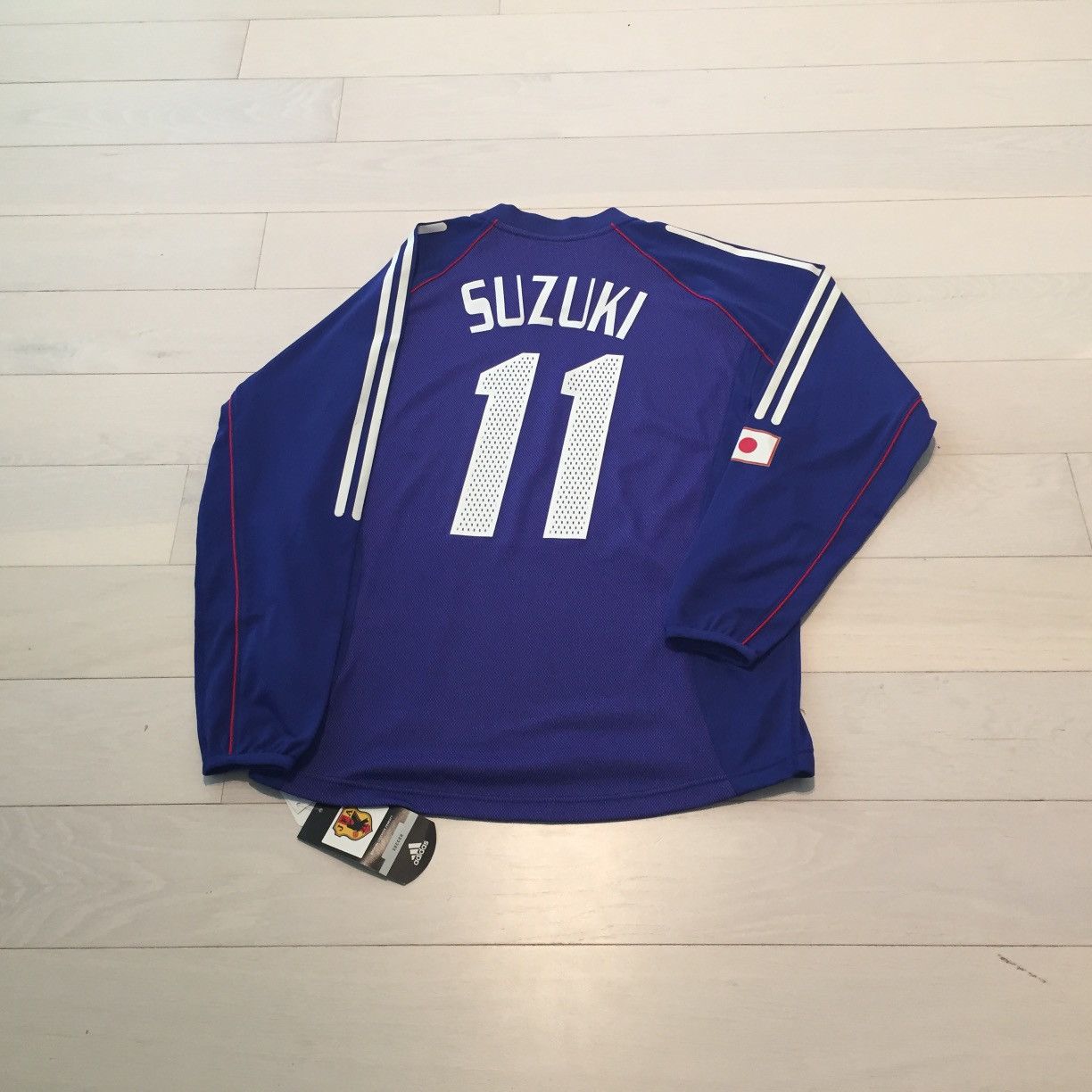Adidas adidas 2002 japan football jersey 11 L Suzuki 鈴木隆行 soccer Size US L / EU 52-54 / 3 - 3 Thumbnail