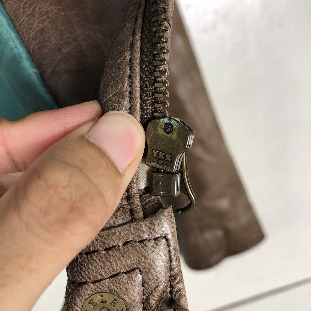 Japanese Brand 📌Vintage Cropped Biker Leather Jacket Milpano Issey Miyake Size US M / EU 48-50 / 2 - 18 Thumbnail