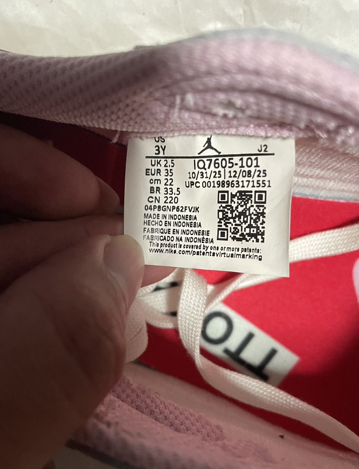Jordan Brand × Travis Scott Jordan 1 Low Travis Scott Sail Tropical Pink (PS) Size 3Y Size US 5 / EU 37 - 8 Thumbnail