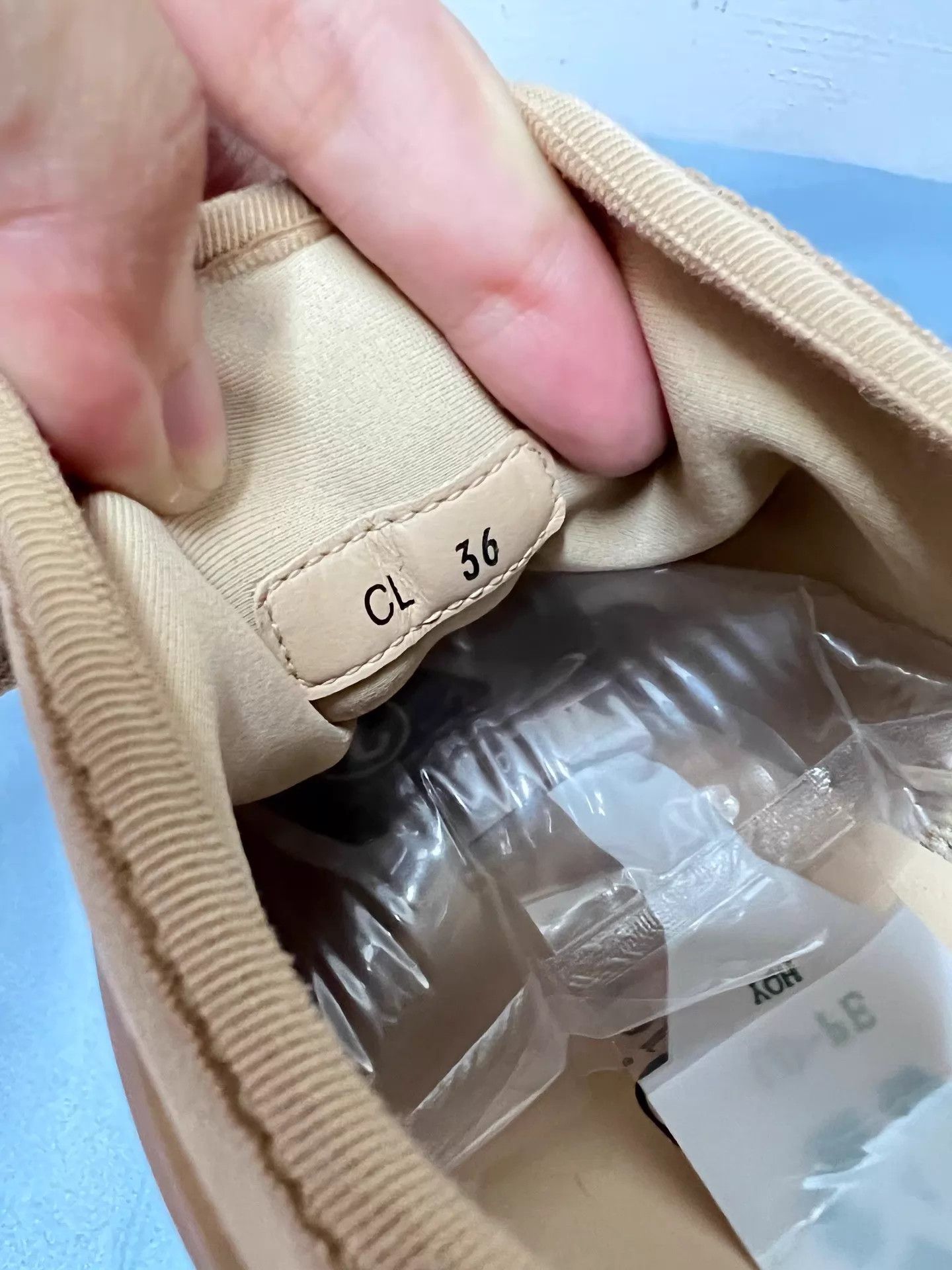Dior Dior D-Connect nude low-top sneaker 36 mint Size US 5.5 / IT 35.5 - 8 Thumbnail