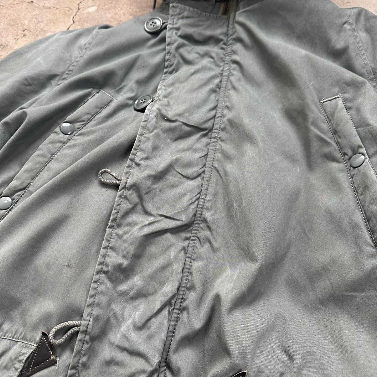 Vintage Vintage Military Parka N-3B Sherpa Hood Flight Jacket USAF Size US S / EU 44-46 / 1 - 23 Thumbnail