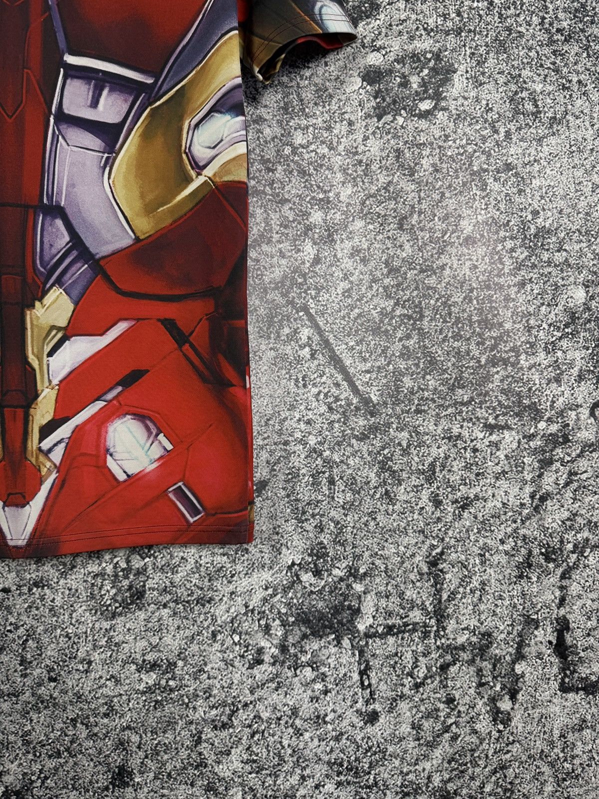 Under Armour Under Armour x Iron Man Compression Marvel T-Shirt Size M Size US M / EU 48-50 / 2 - 15 Thumbnail