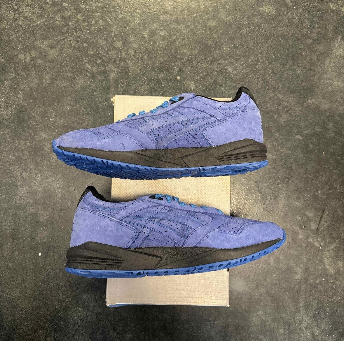 Asics Asic Gel Saga X Ronnie Fieg Mazarine Blue Size US 11 / EU 44 - 2 Thumbnail