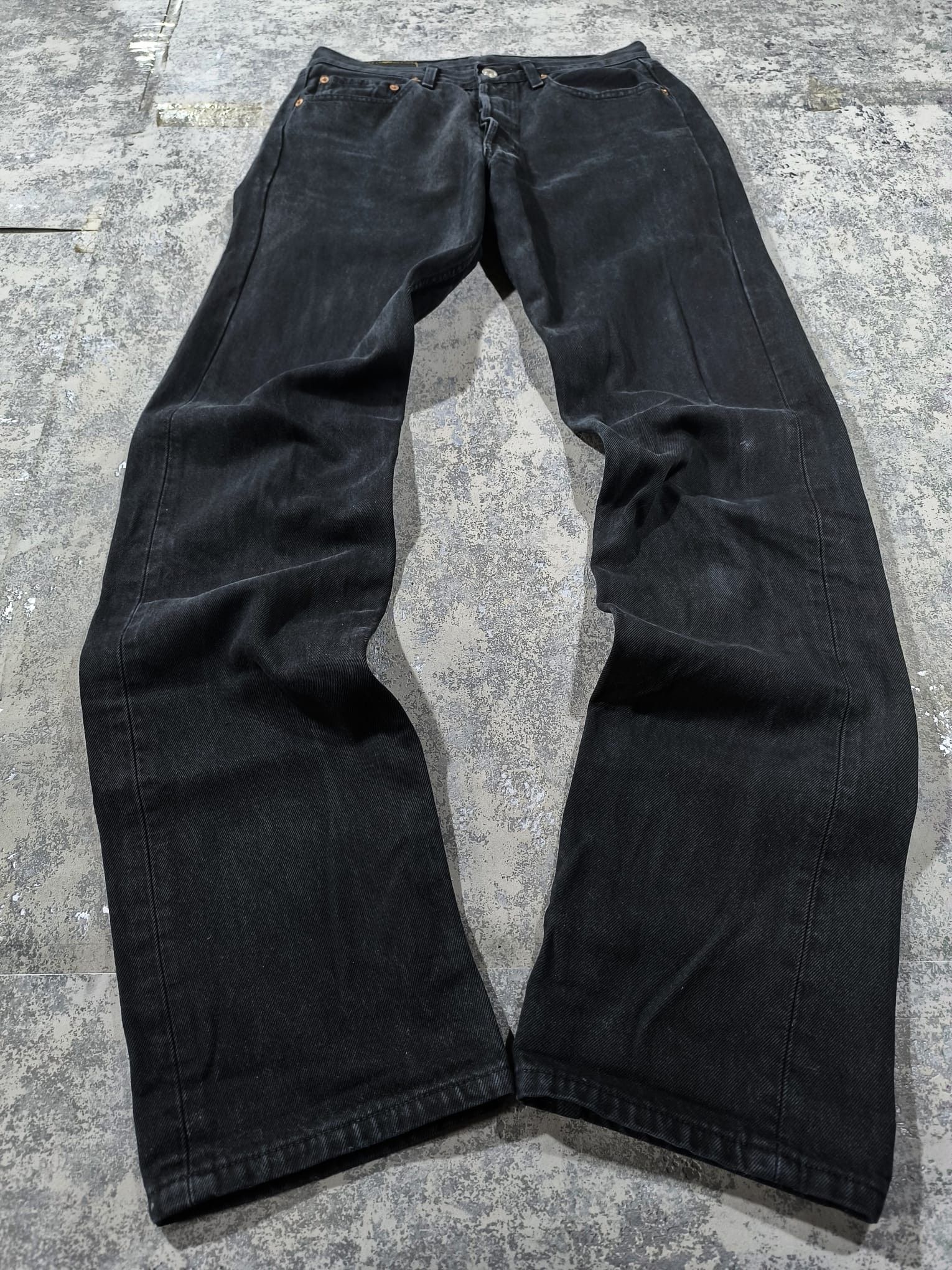 Levi's 90s black 501 31x36 Size US 30 / EU 46 - 9 Thumbnail