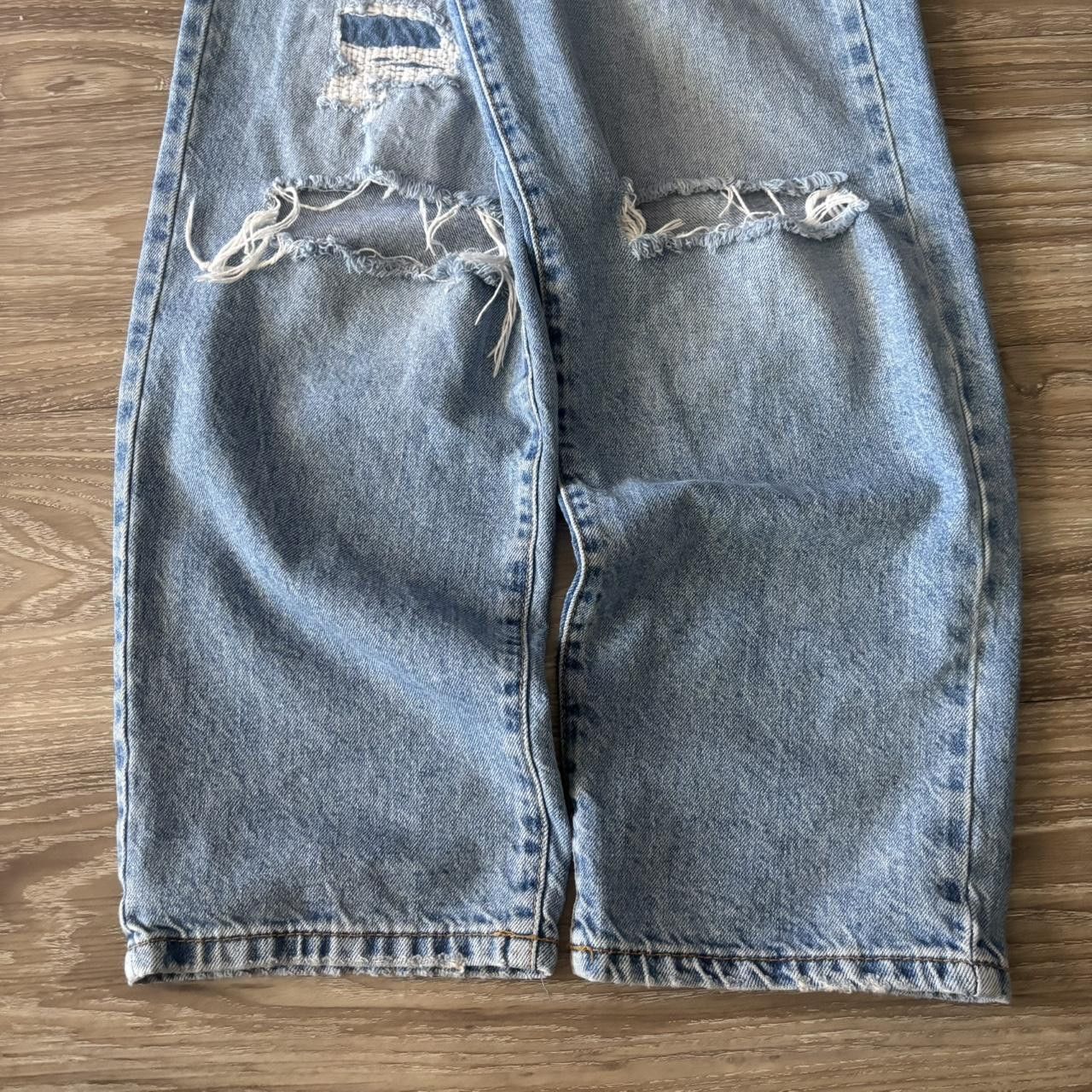 Vintage Crazy Vintage Y2K/2000s Light Wash Distressed Denim Jeans! 28x29 Size US 28 / EU 44 - 6 Thumbnail