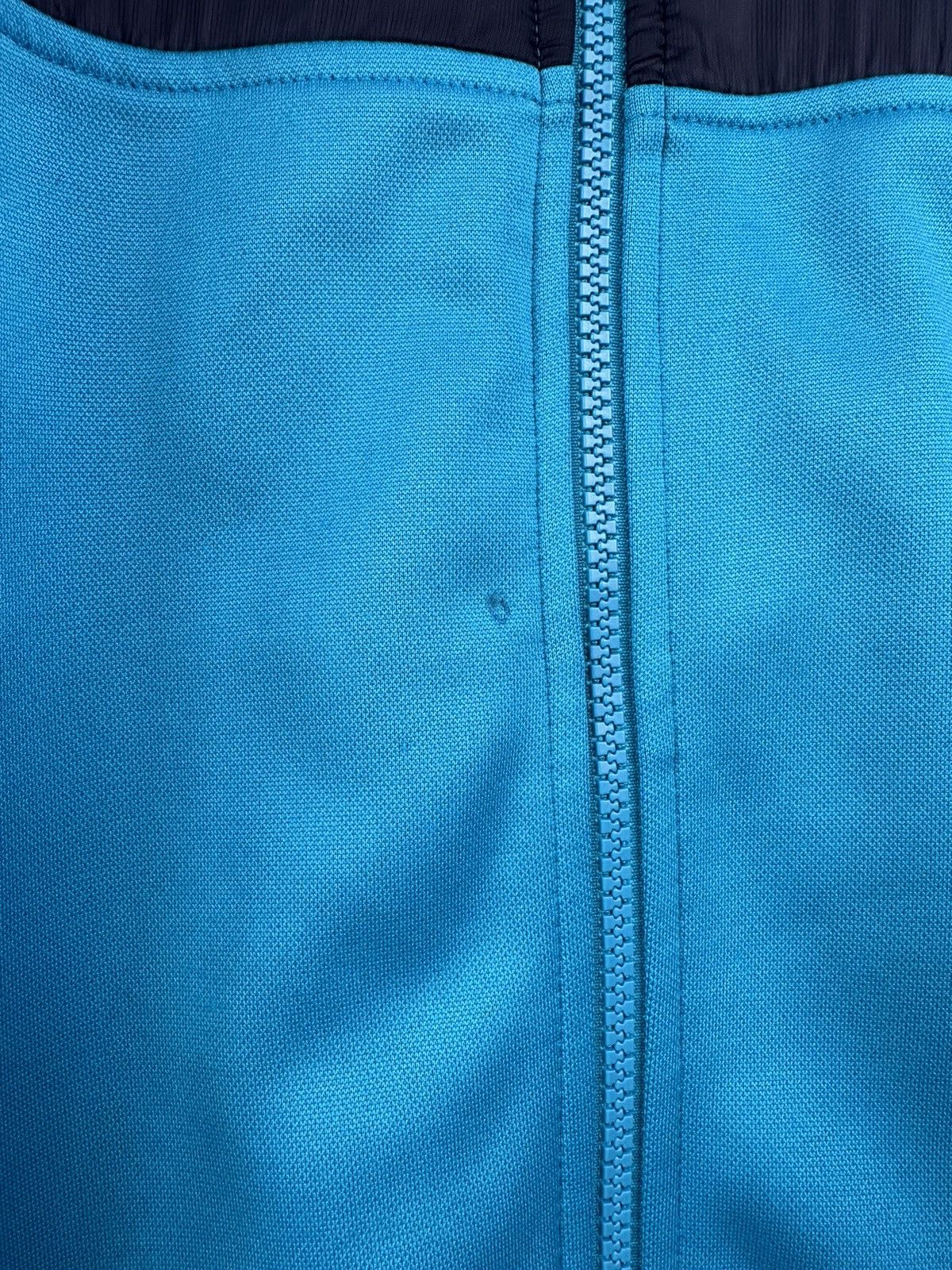 Adidas Vintage Adidas Real Madrid Track Top Jacket Size US M / EU 48-50 / 2 - 10 Thumbnail