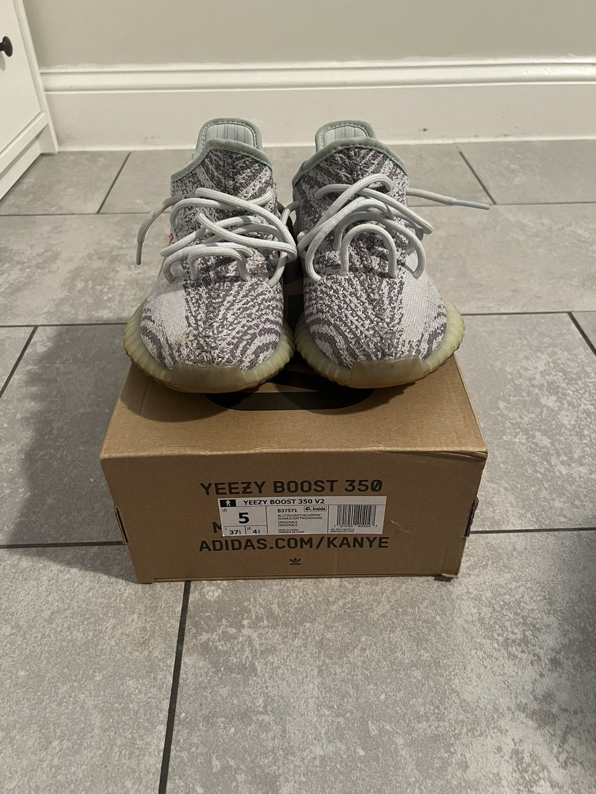 Adidas Adidas Yeezy Boost 350 V2 ‘Blue Tint’ (2017) Size 5 Size US 5 / EU 37 - 2 Thumbnail