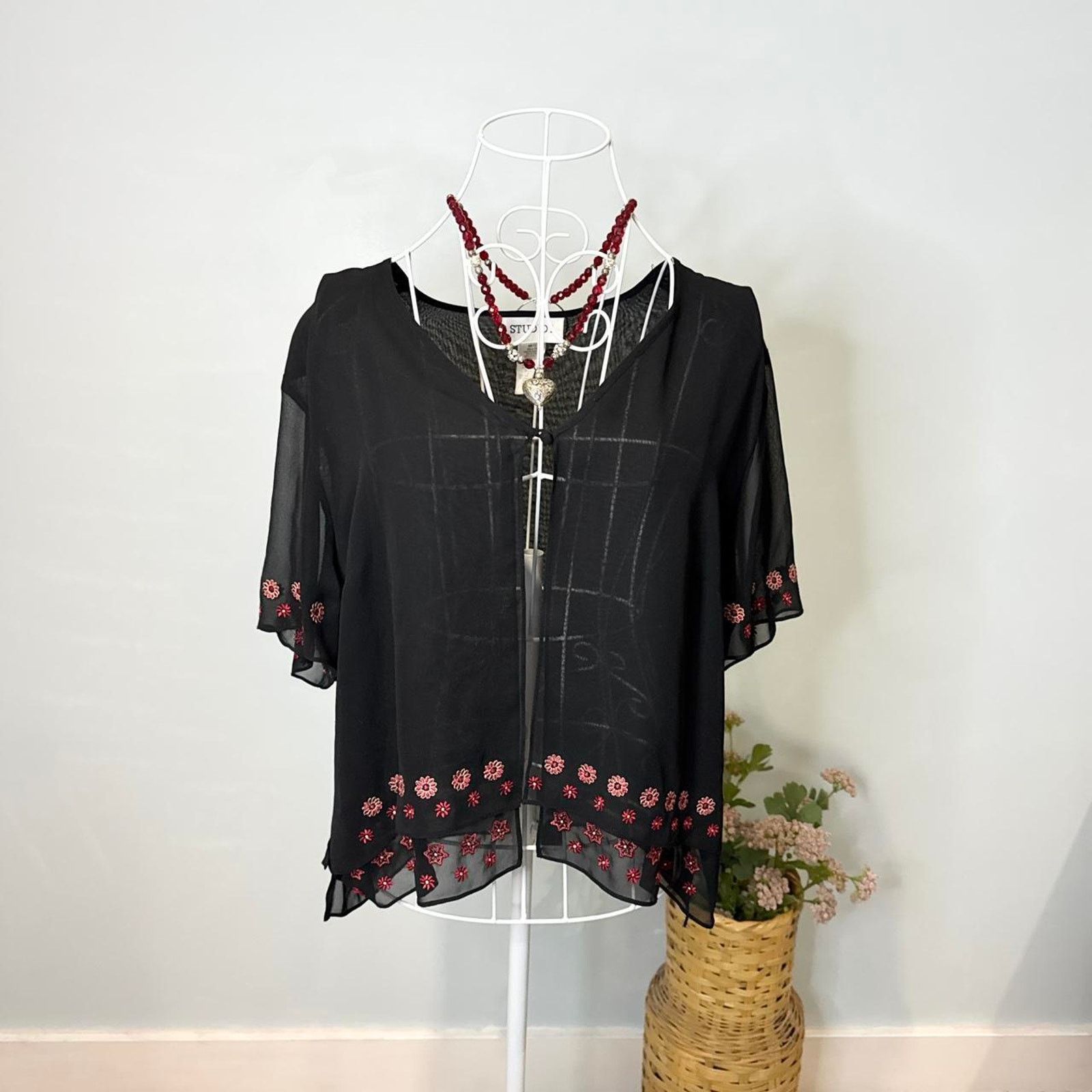 Other black & red vintage 90s sheer embroidered pull over top Size M / US 6-8 / IT 42-44 - 1 Thumbnail