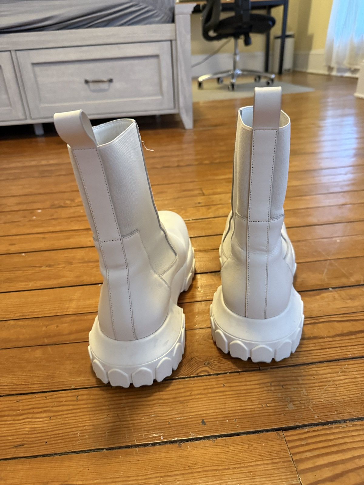 Rick Owens White Bozo Tractor Boot Size US 10.5 / EU 43-44 - 3 Thumbnail