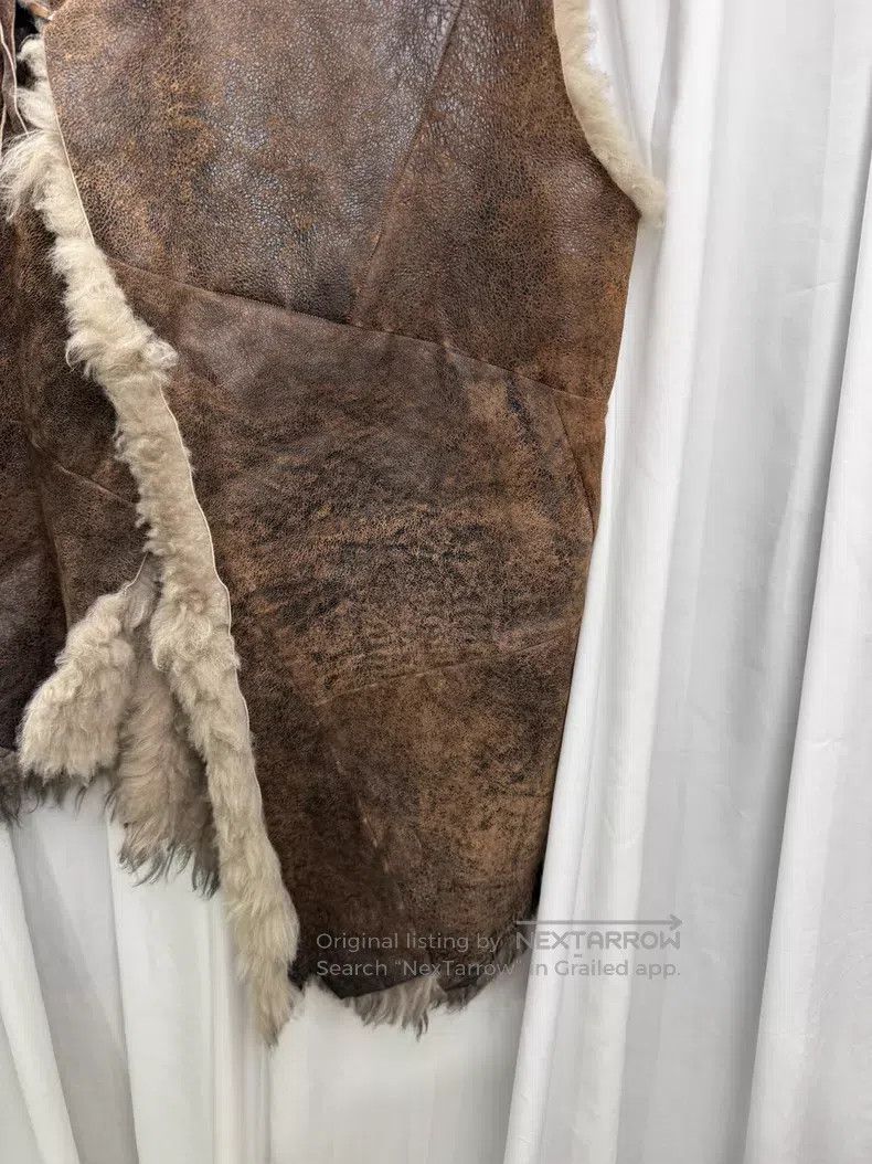 Ann Demeulemeester Ann Demeulemeester Asymmetrical Cut Fur Vest Size US M / EU 48-50 / 2 - 3 Thumbnail
