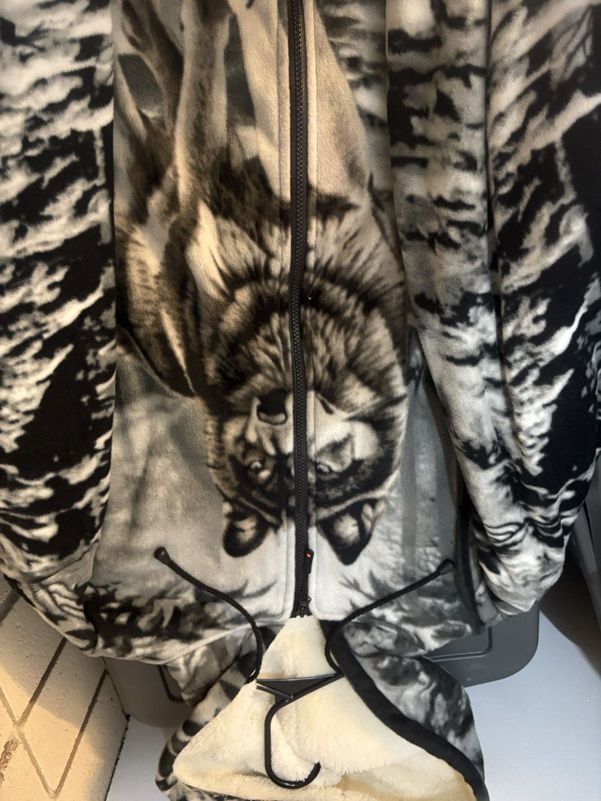 Other Wild Kind winter wolf jacket Size US L / EU 52-54 / 3 - 4 Thumbnail