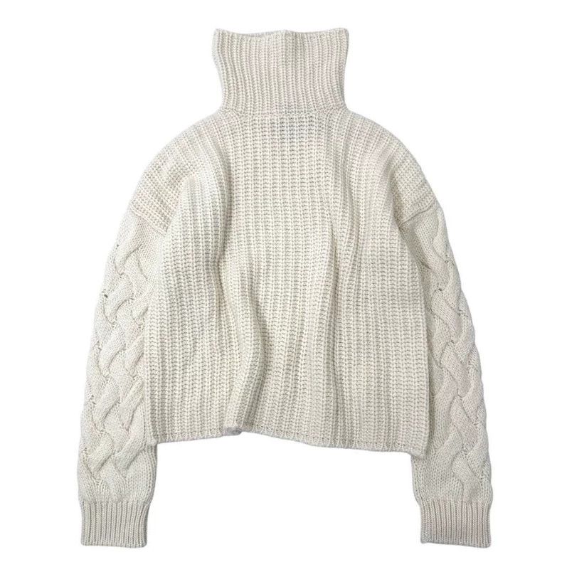 Loro Piana LORO PIANA The little girl's baby cashmere pelt Size L / US 10 / IT 46 - 8 Thumbnail