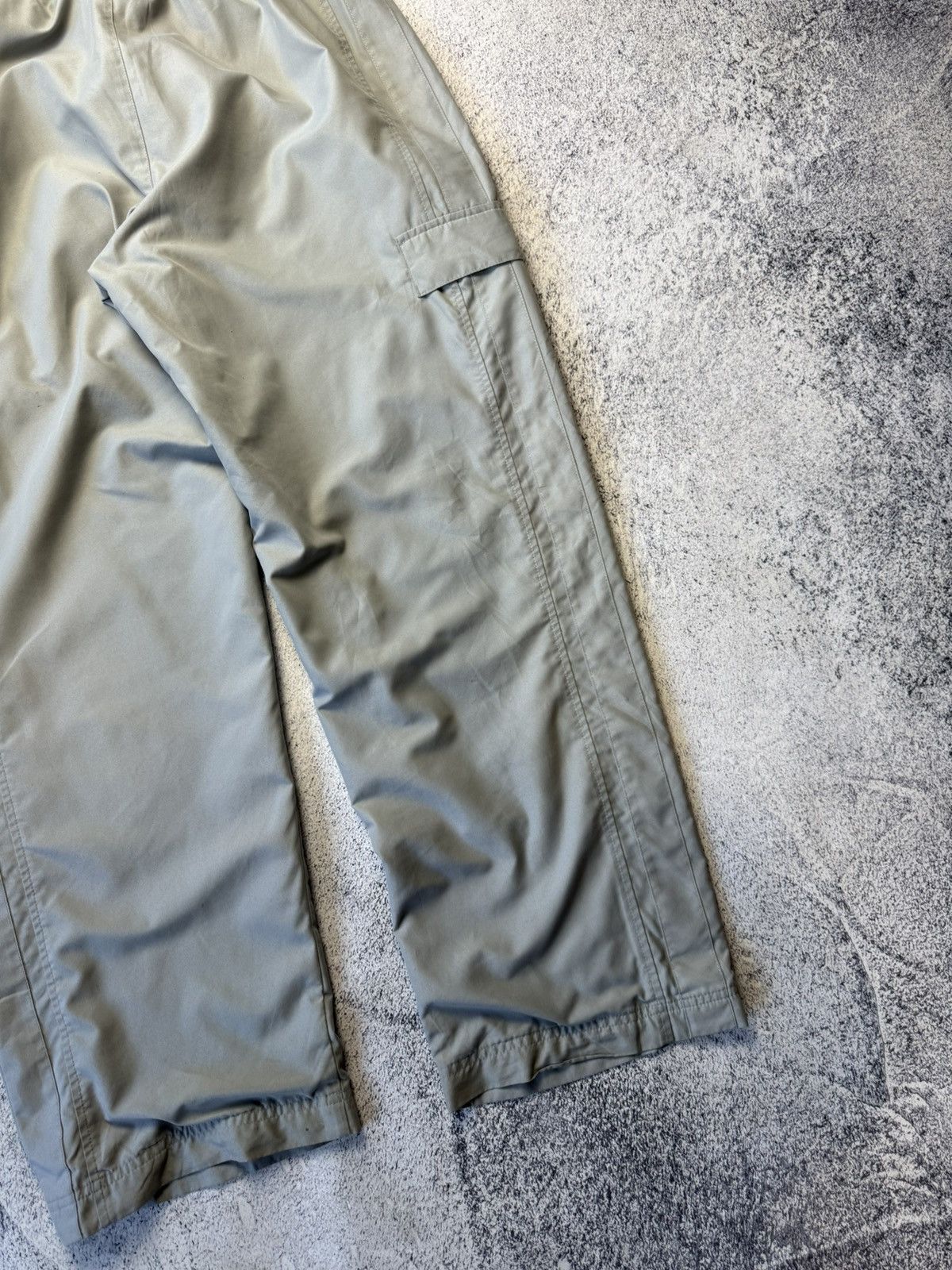 Nike Vintage Nike Cargo pants Joggers Y2K Size XL Size US 36 / EU 52 - 20 Thumbnail
