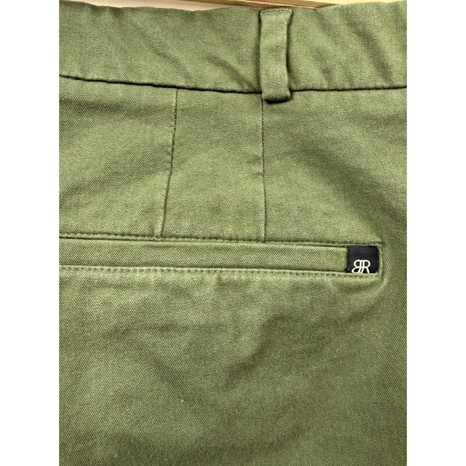 Banana Republic Banana Republic Capri Pants Womens 12 Green Straight Leg Stretch Twill Casual Size 34" / US 12 / IT 48 - 7 Thumbnail
