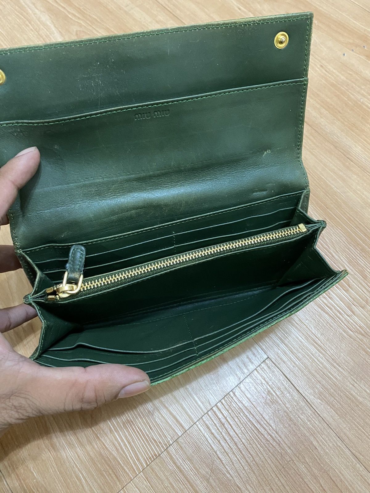 Miu Miu Miu miu crocodile green leather long wallet rare colour Size ONE SIZE - 6 Thumbnail