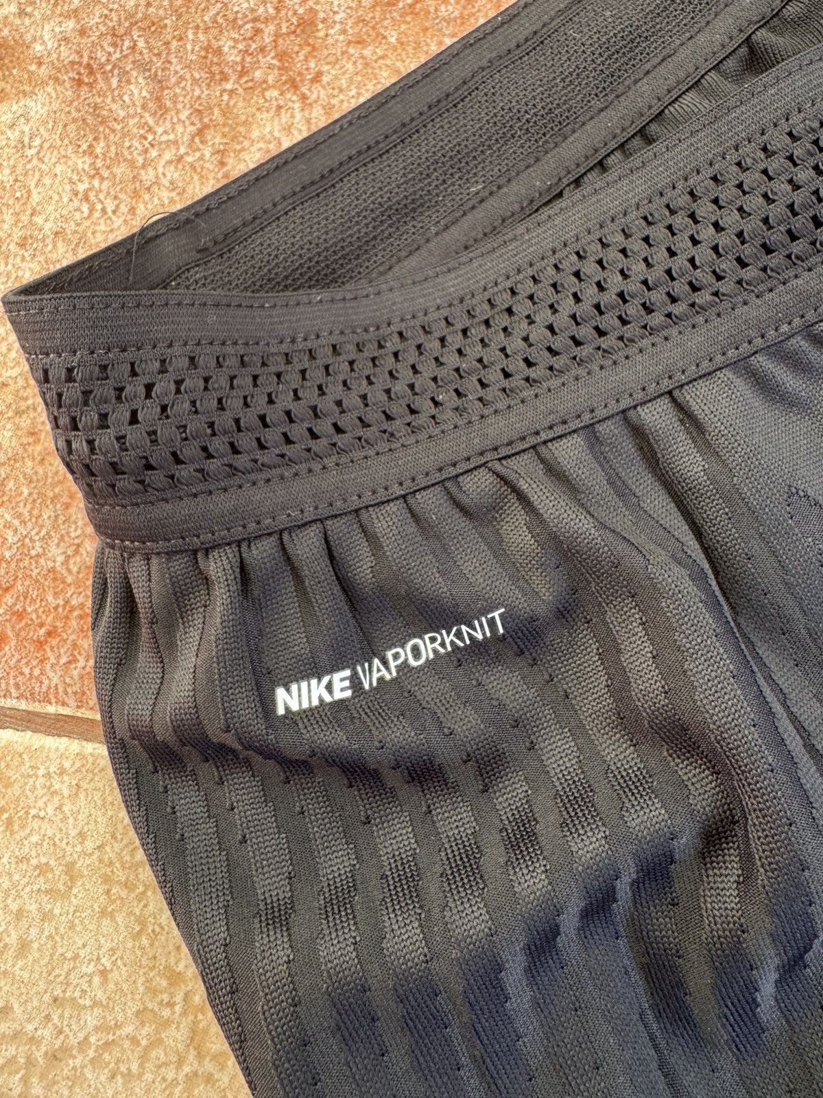 Nike Nike Liverpool 2020-2021 Soccer Drill Pants Football Jersey Size US 36 / EU 52 - 5 Thumbnail