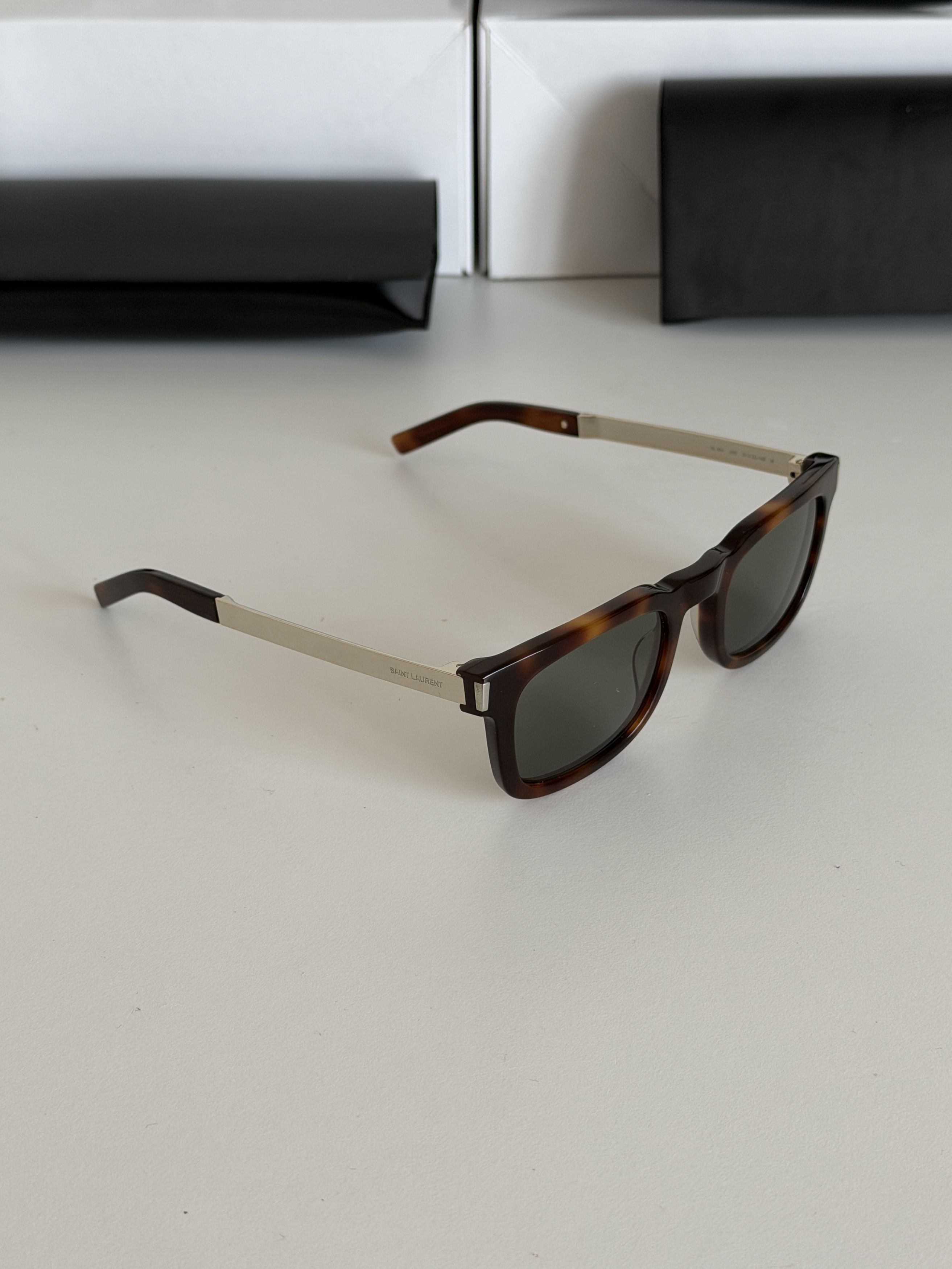 Saint Laurent Paris Saint Laurent sunglasses Size ONE SIZE - 4 Thumbnail