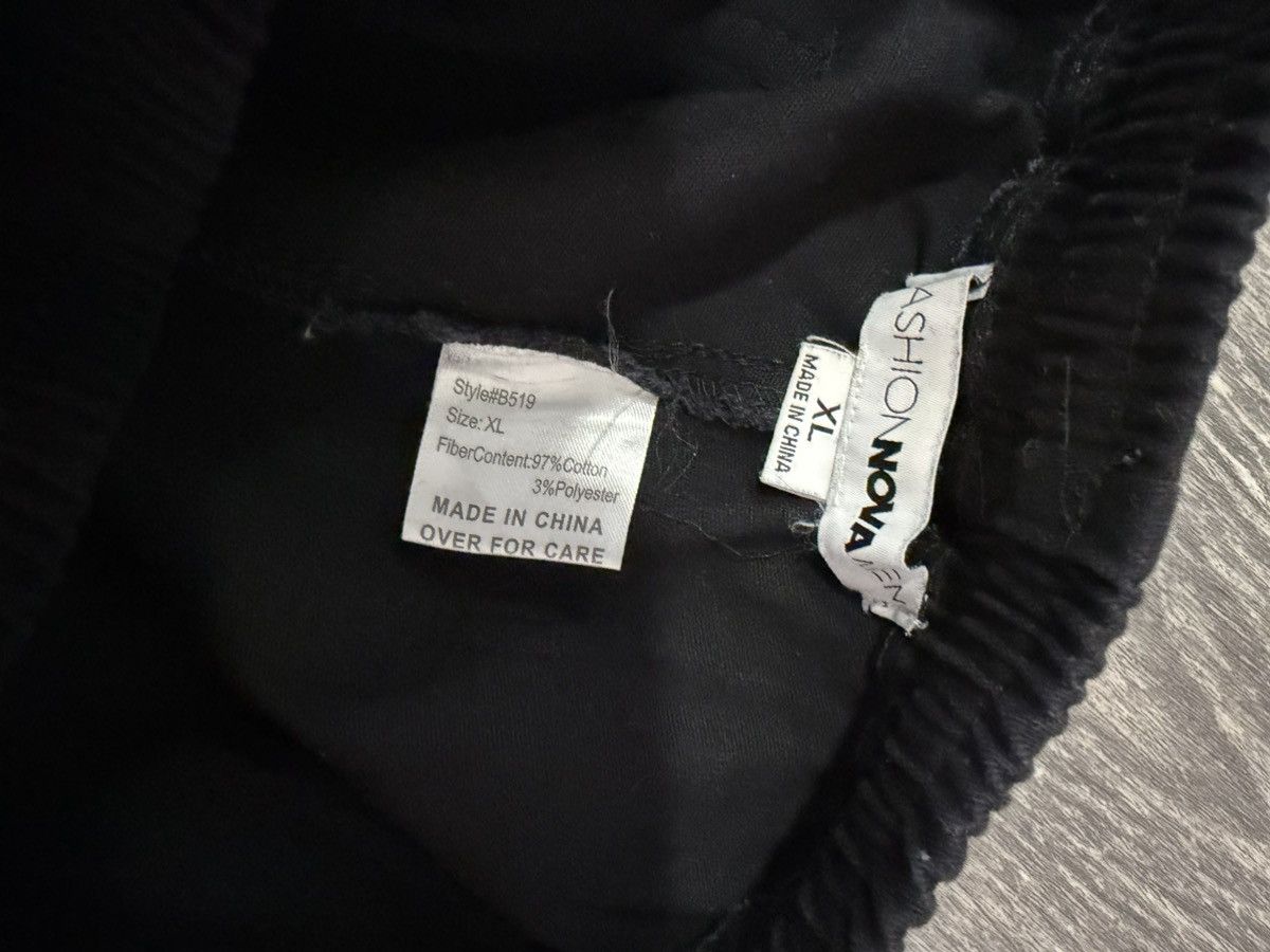 Fashion Nova Mens black cargo pants size xl Size US 36 / EU 52 - 4 Thumbnail