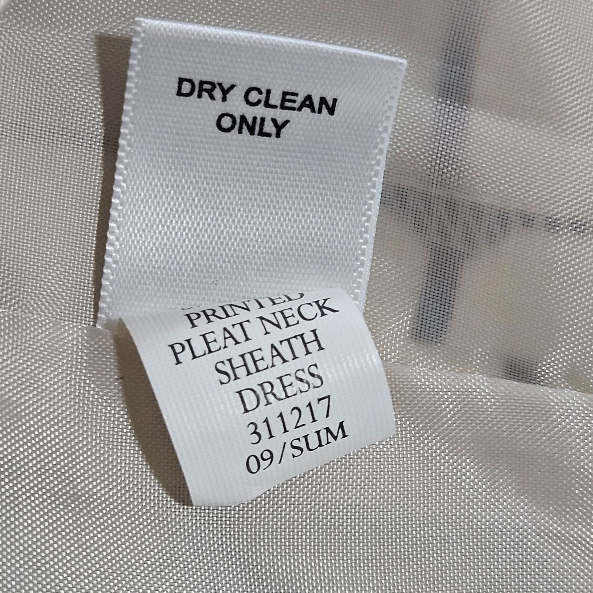 Banana Republic Banana Republic Silk Sheath Dress Size 4P Pleated Neck Caree Size S / US 4 / IT 40 - 10 Thumbnail