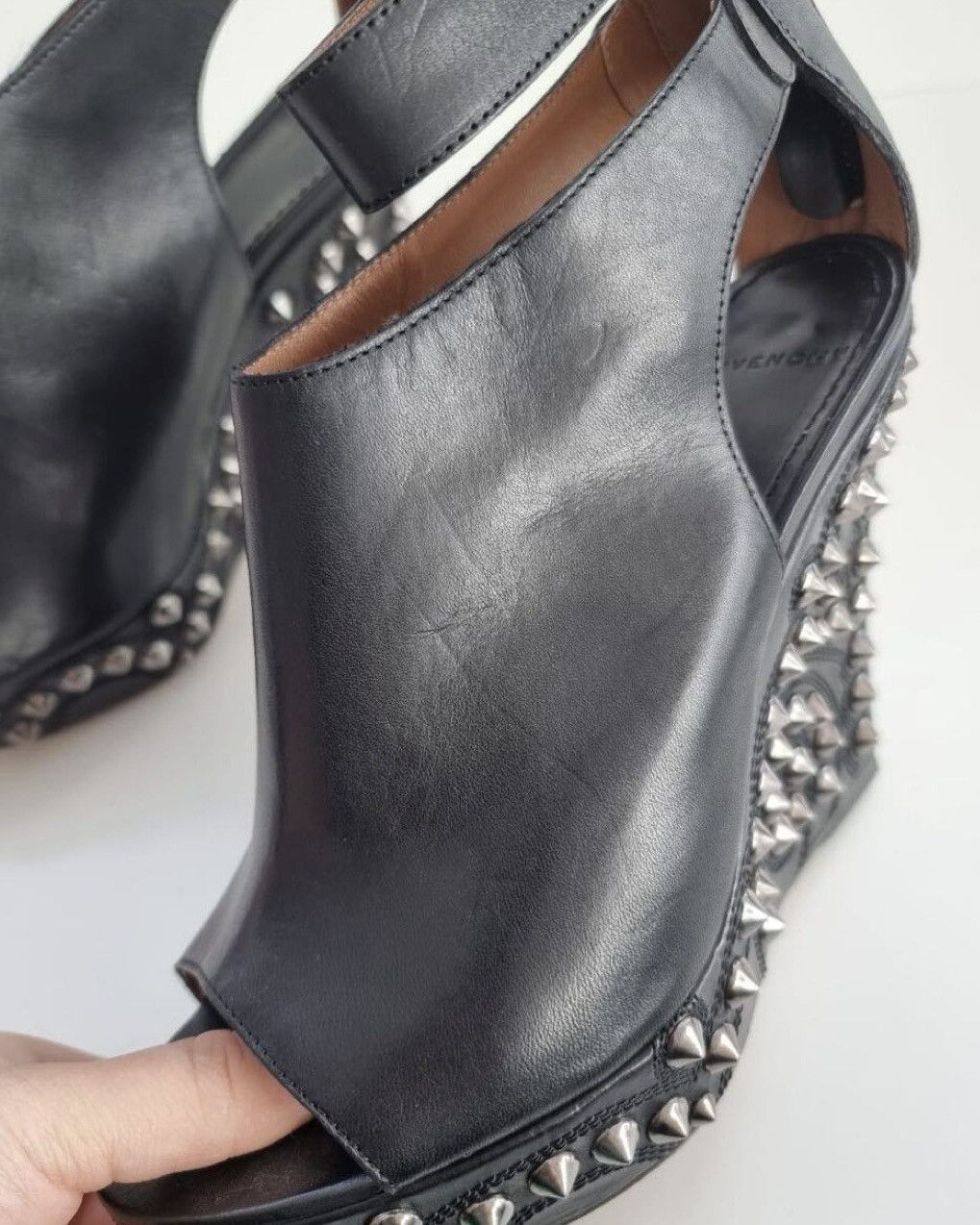 Givenchy Givenchy Paris ankle boots with spikes Size US 9 / IT 39 - 2 Thumbnail