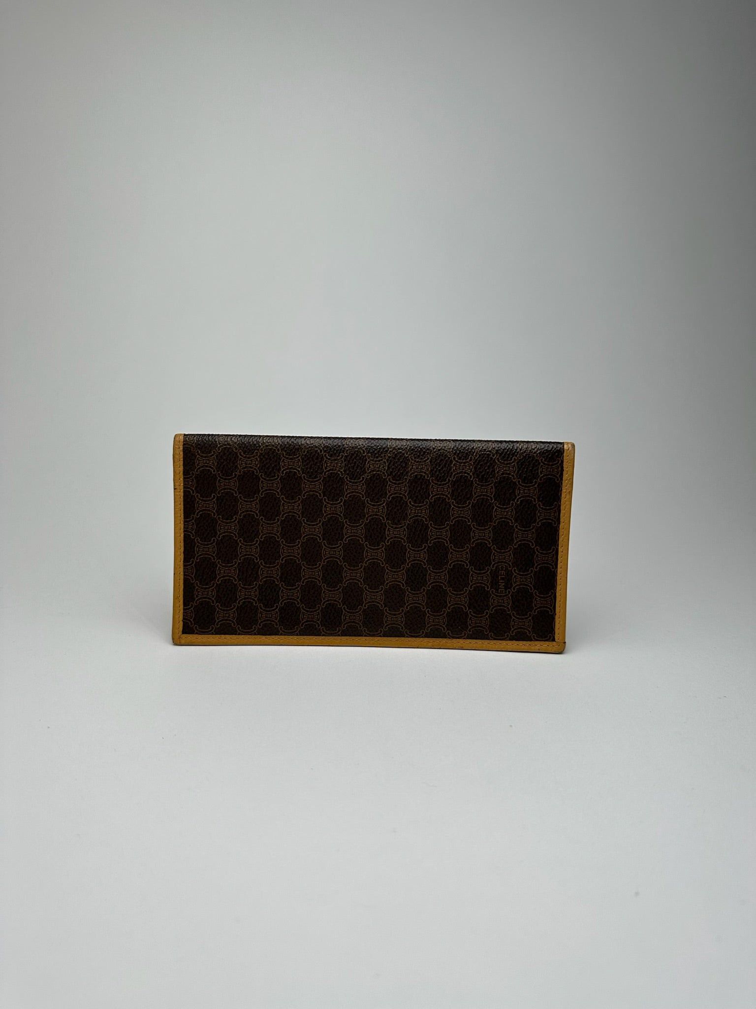 Celine Vintage Paris leather Card Holder / ID holder brown Size ONE SIZE - 1 Thumbnail